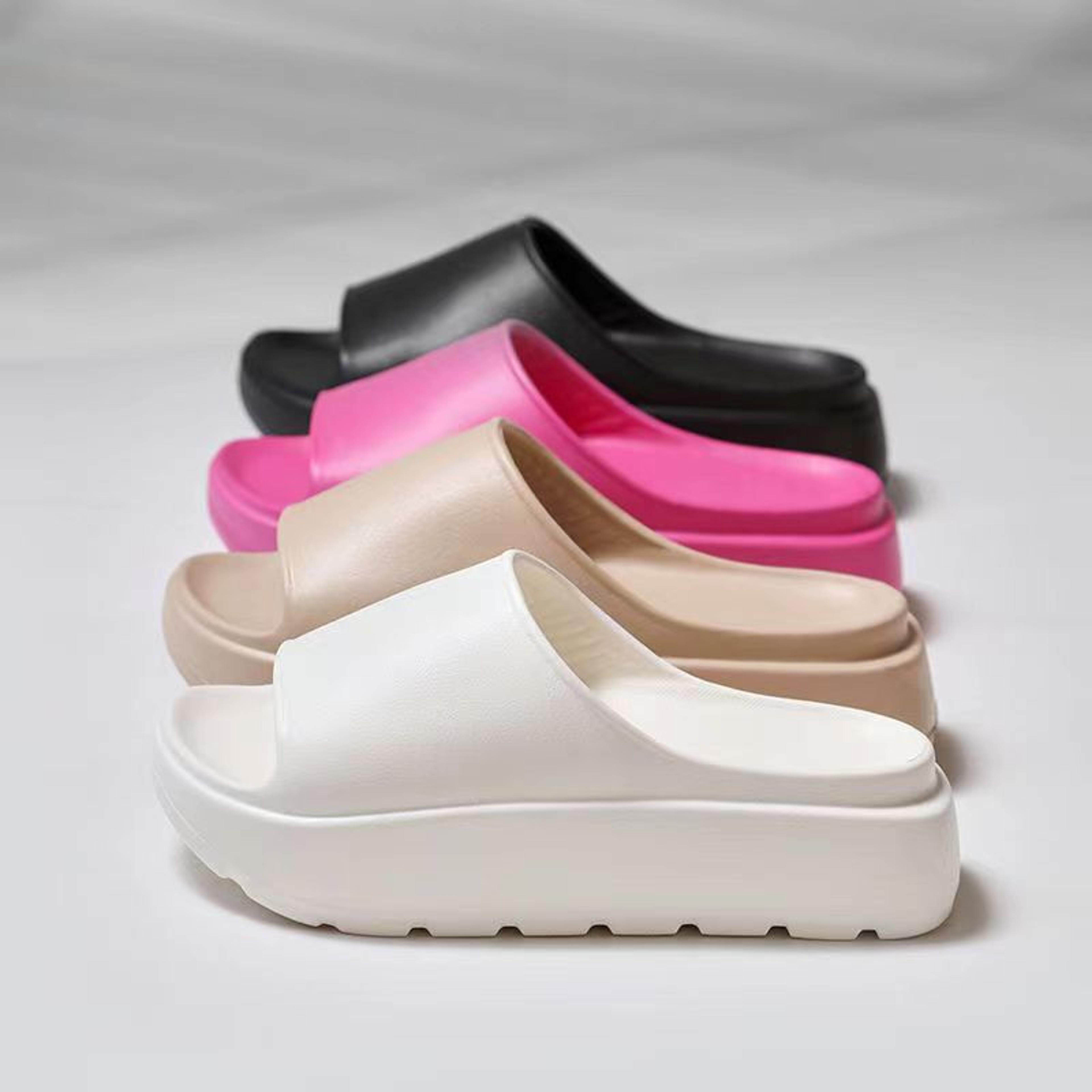 women summer beach slippers, thick sole eva platform flip flops, lightweight non-slip bathroom slides