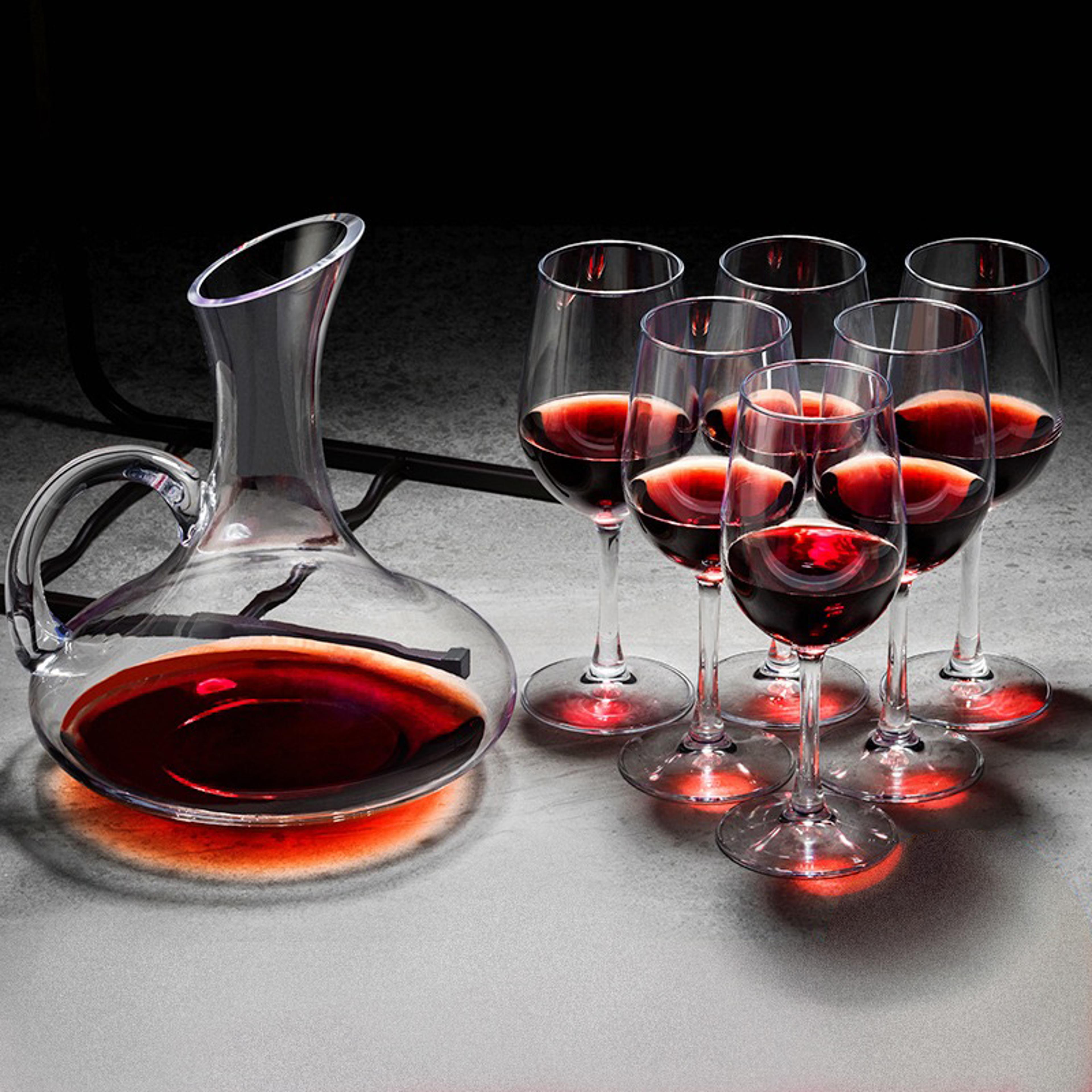 luxurious wine decanter and glasses set, household red wine glasses for enhanced taste