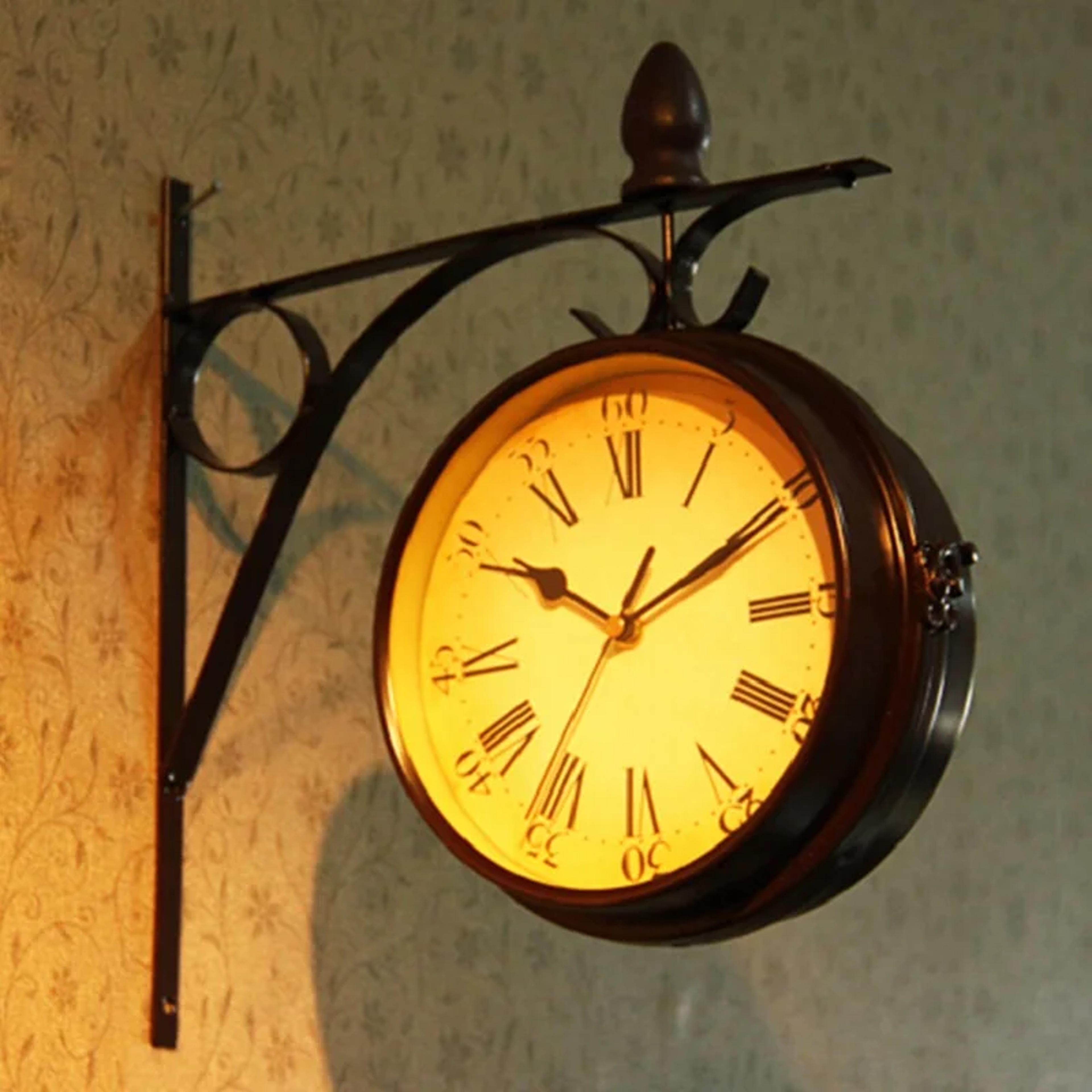 double-sided antique wall clock european style, classic wall hanging clock for outdoor living room decoration