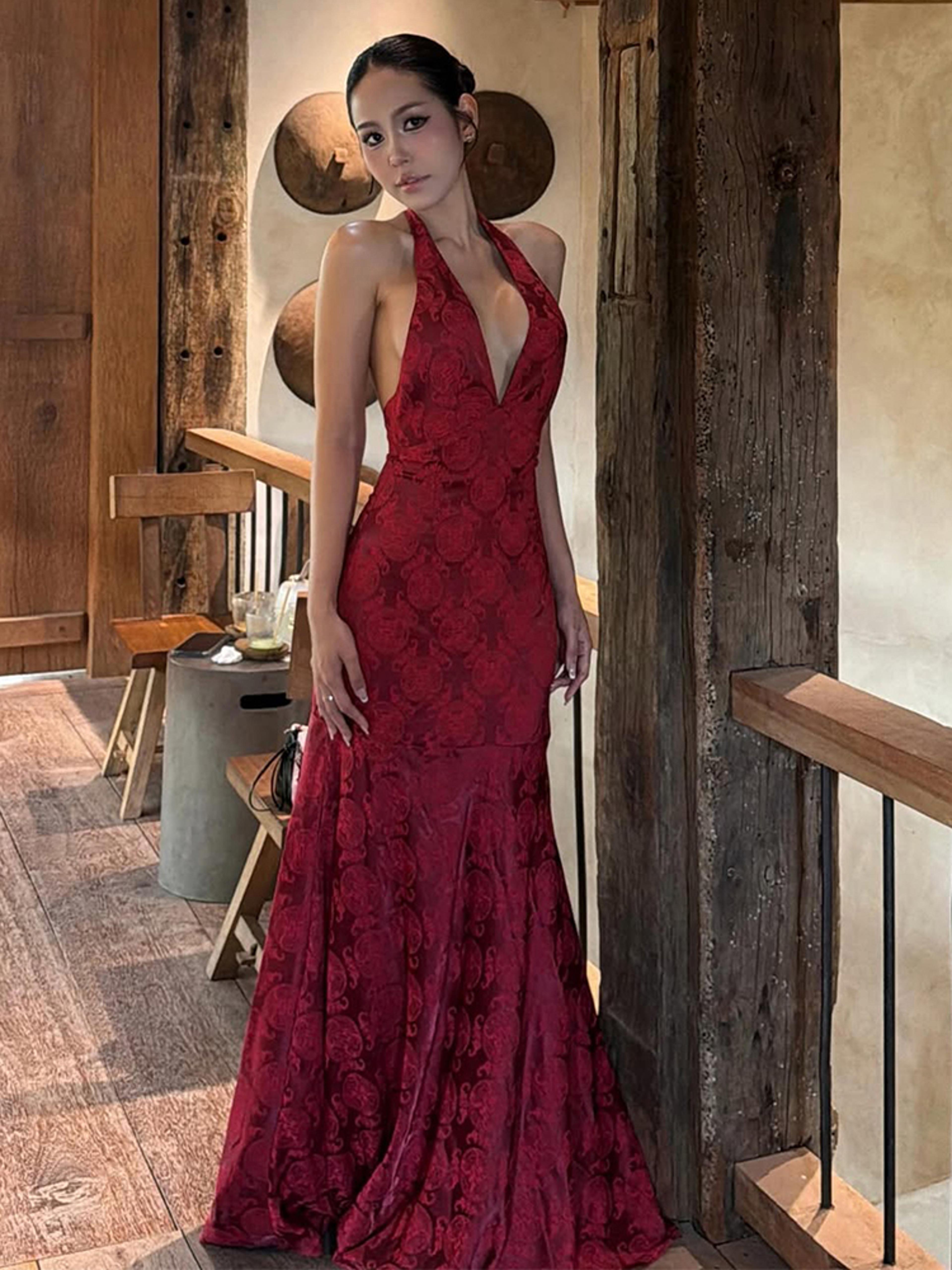 elegant deep v neck halter backless maxi dress for prom & evening events