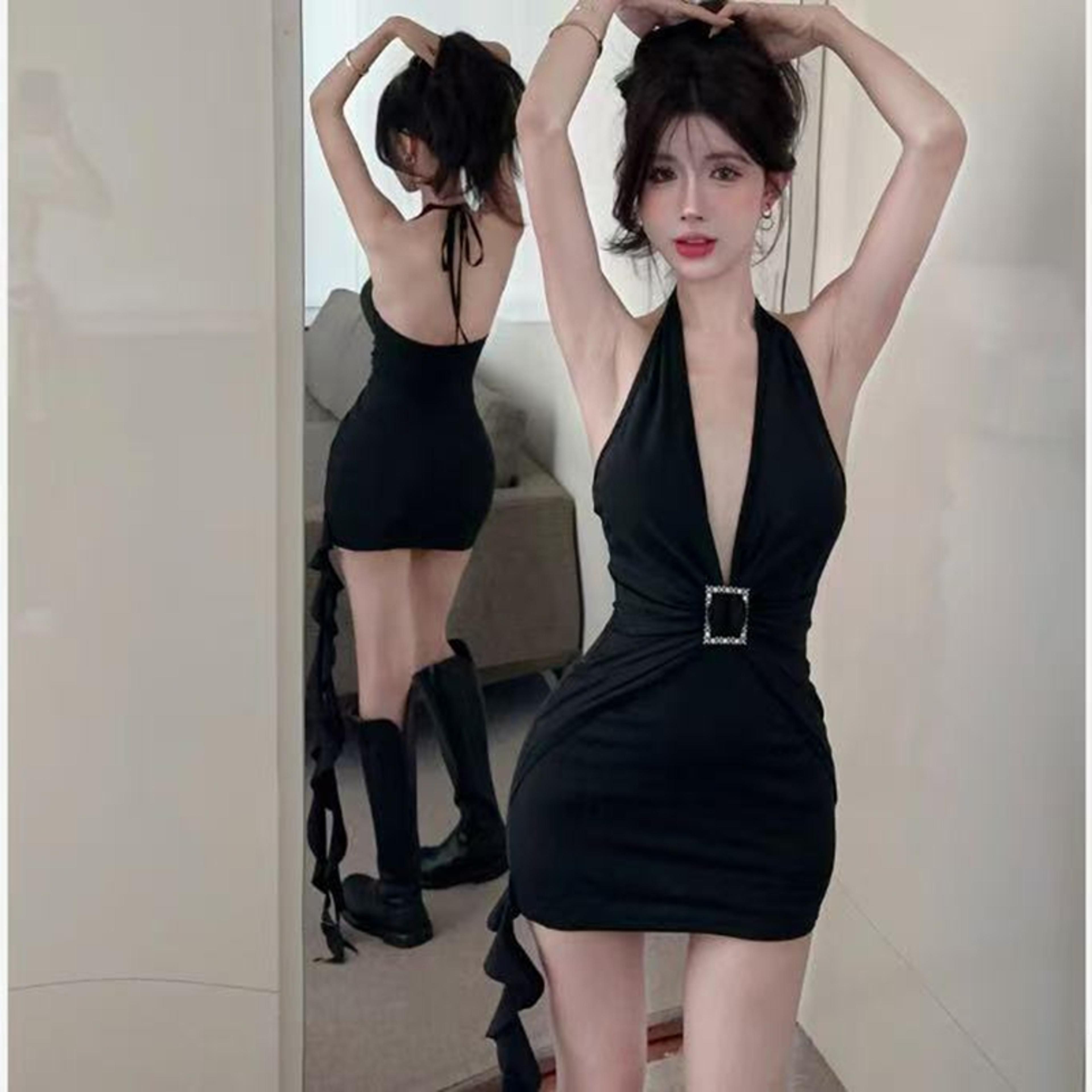 summer elegance backless halter maxi dress with slimming waist detail
