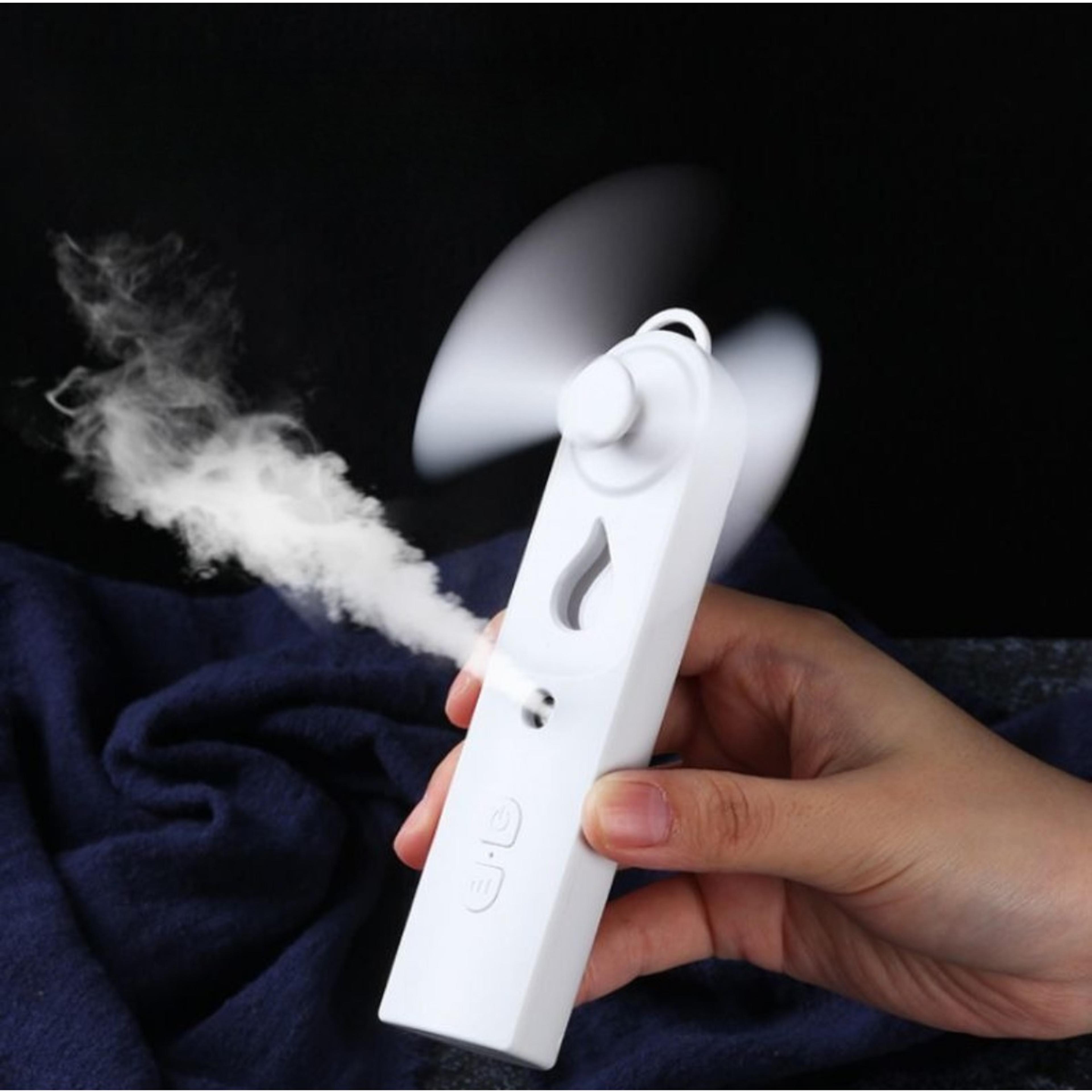 portable fan & humidifier usb rechargeable mini fan with mist spray