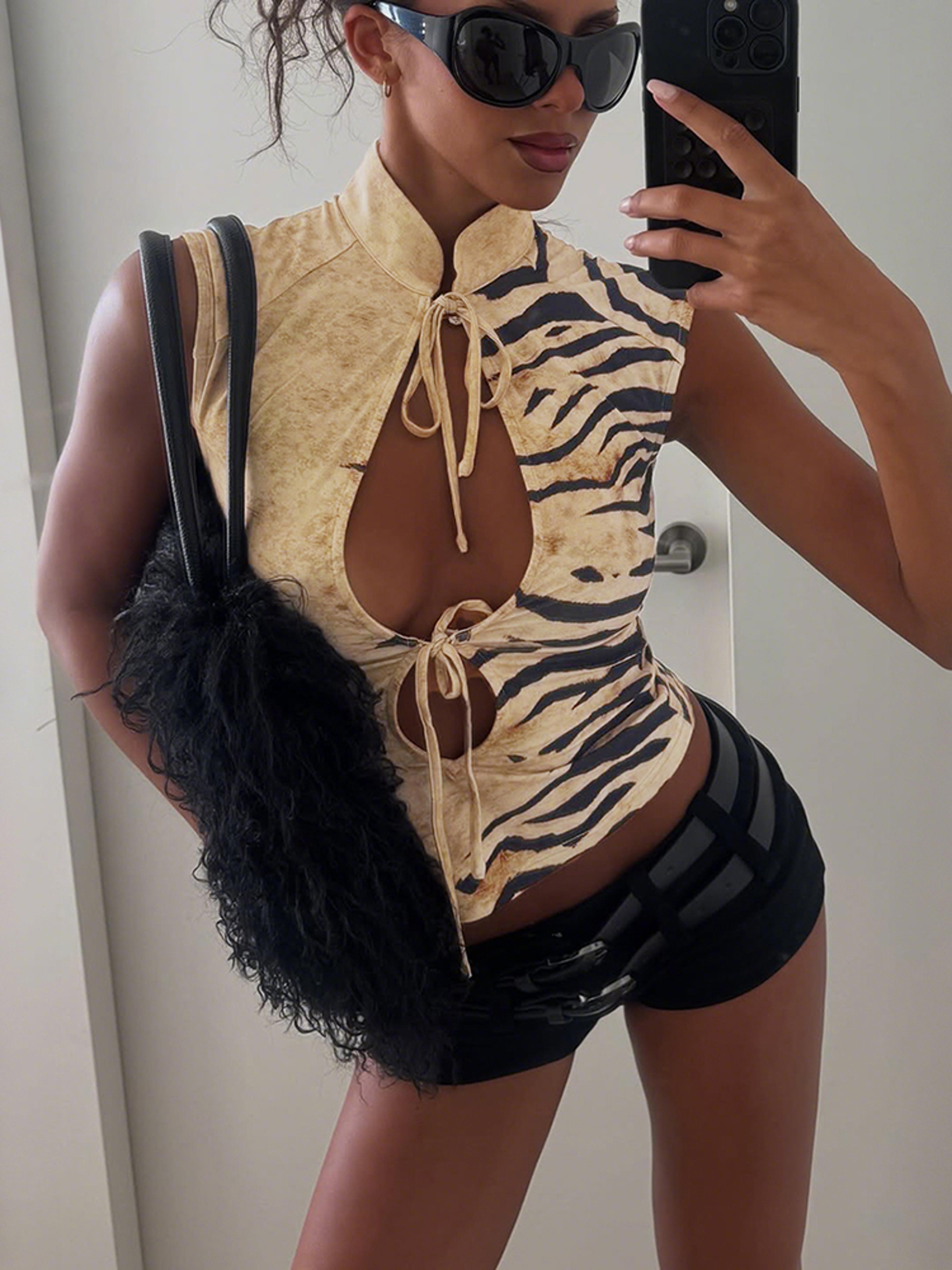 tiger print stand collar ruched women's summer tank top for trendy streetwear