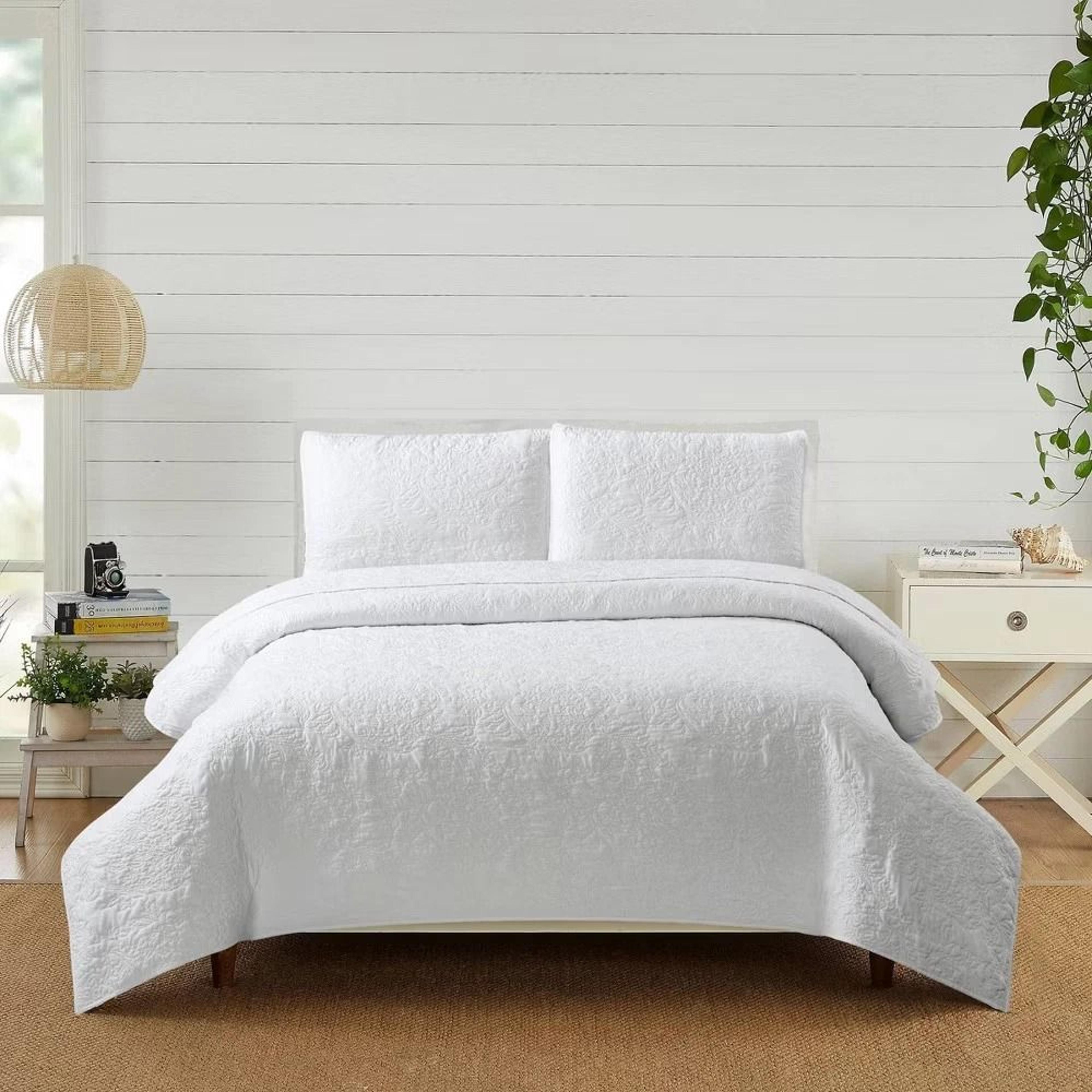 modern heirloom full/queen stitched quilt set, white with floral embroidery, soft recycled polyester fill