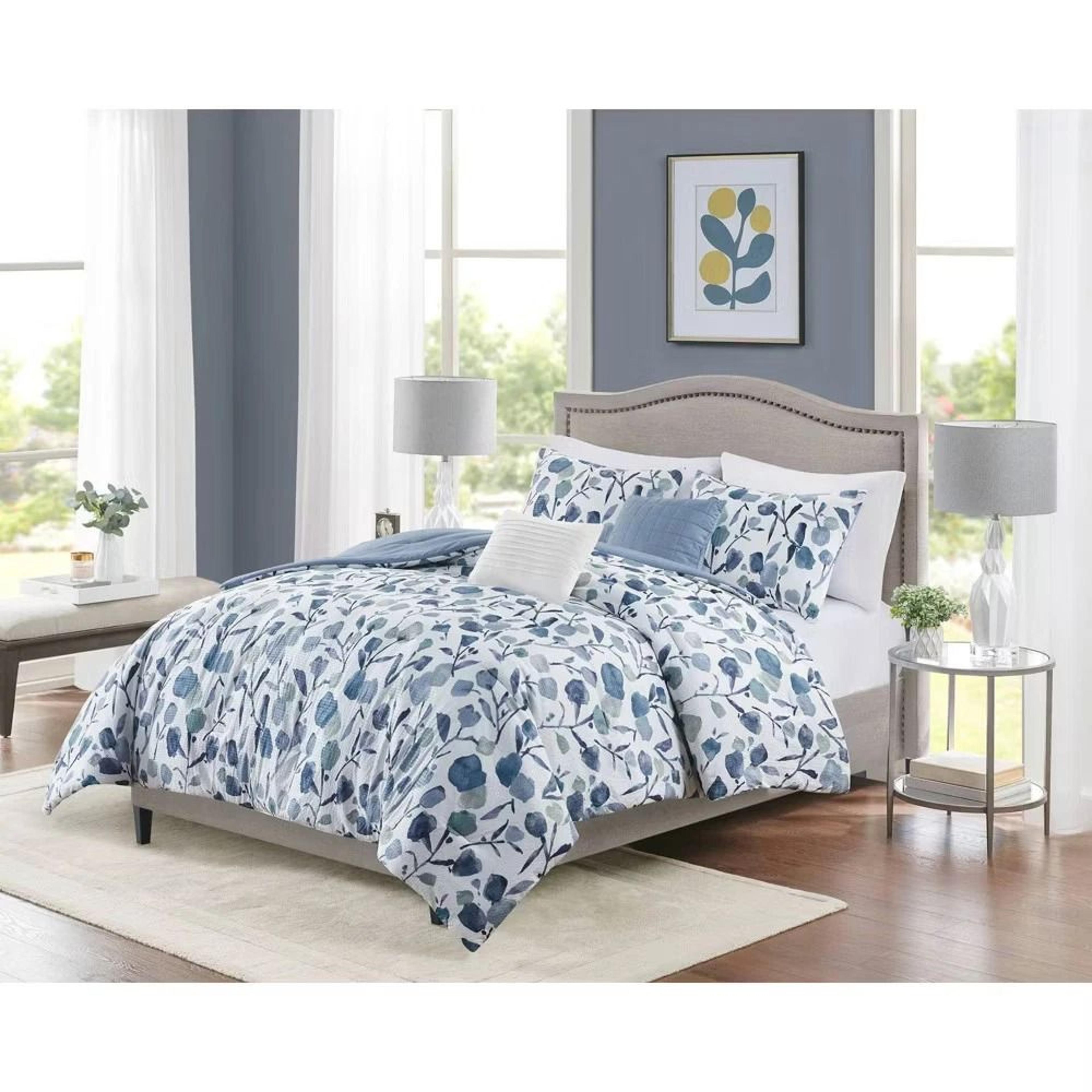 seersucker bedding set, extra long comforter, tulip print bedding set with decorative pillows, white