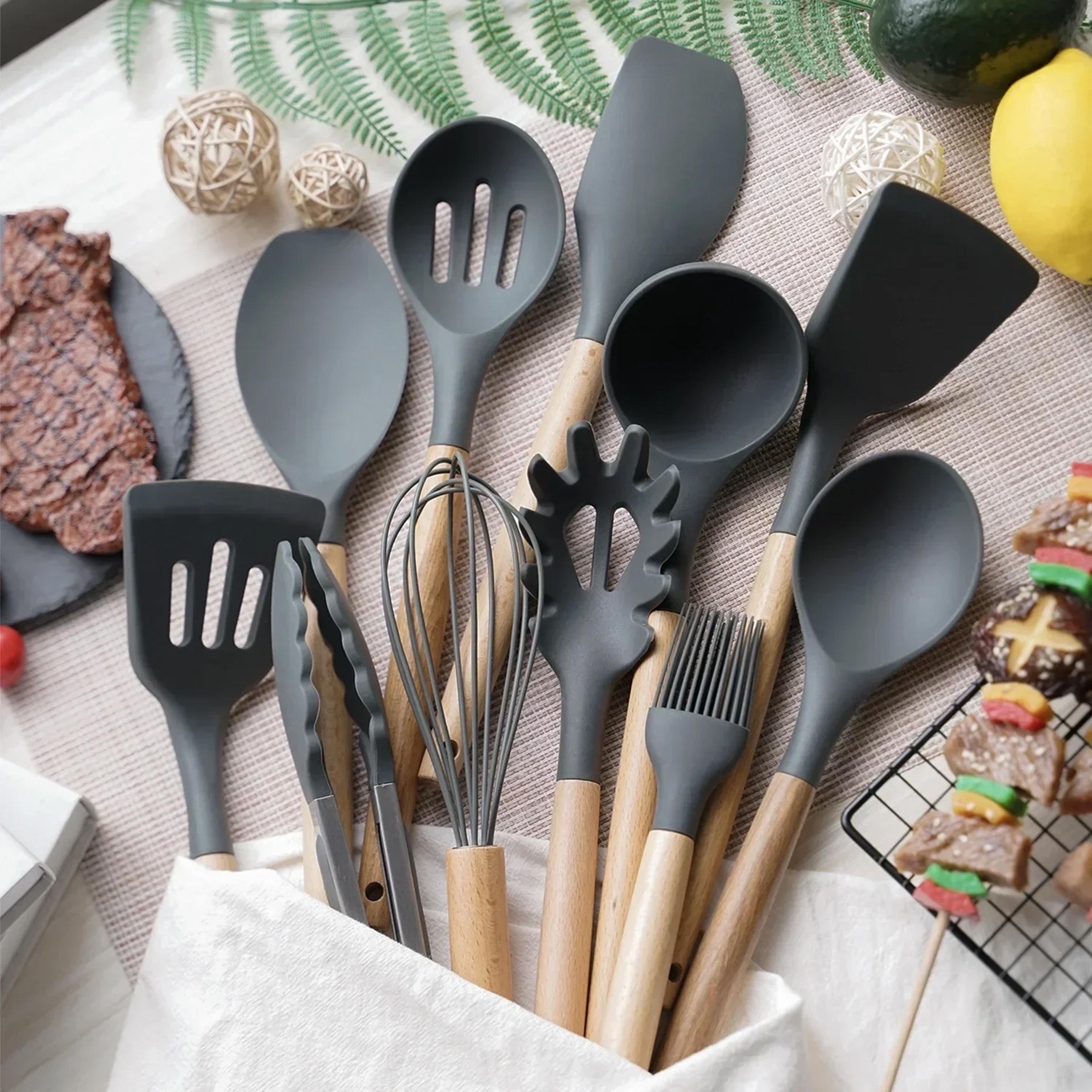 silicone kitchenware non-stick cookware set, wooden handle cooking utensils, spatula shovel, egg beaters, kitchen tools