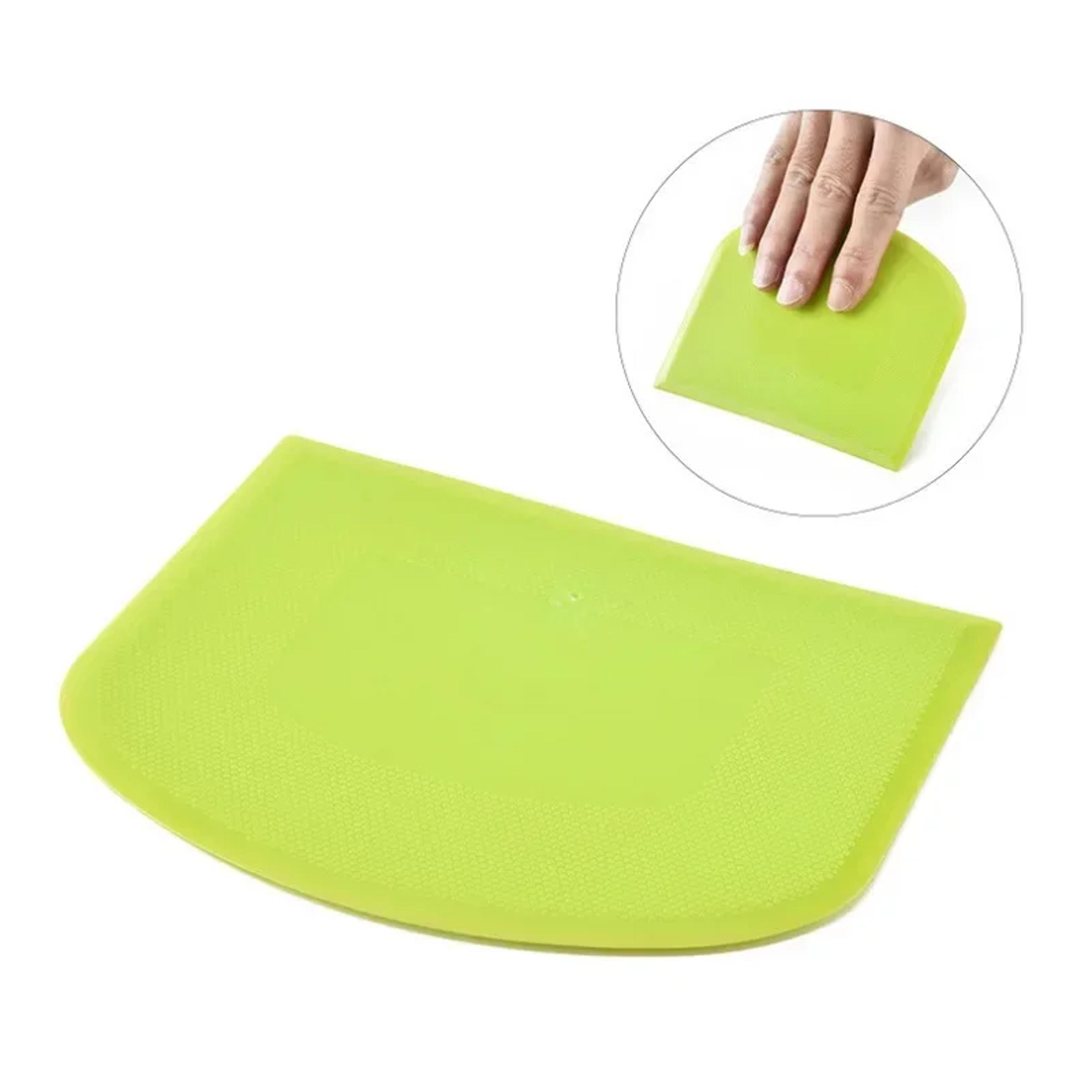 flexible dough scraper & cake smoothing spatula for baking, pastry & dough cutting