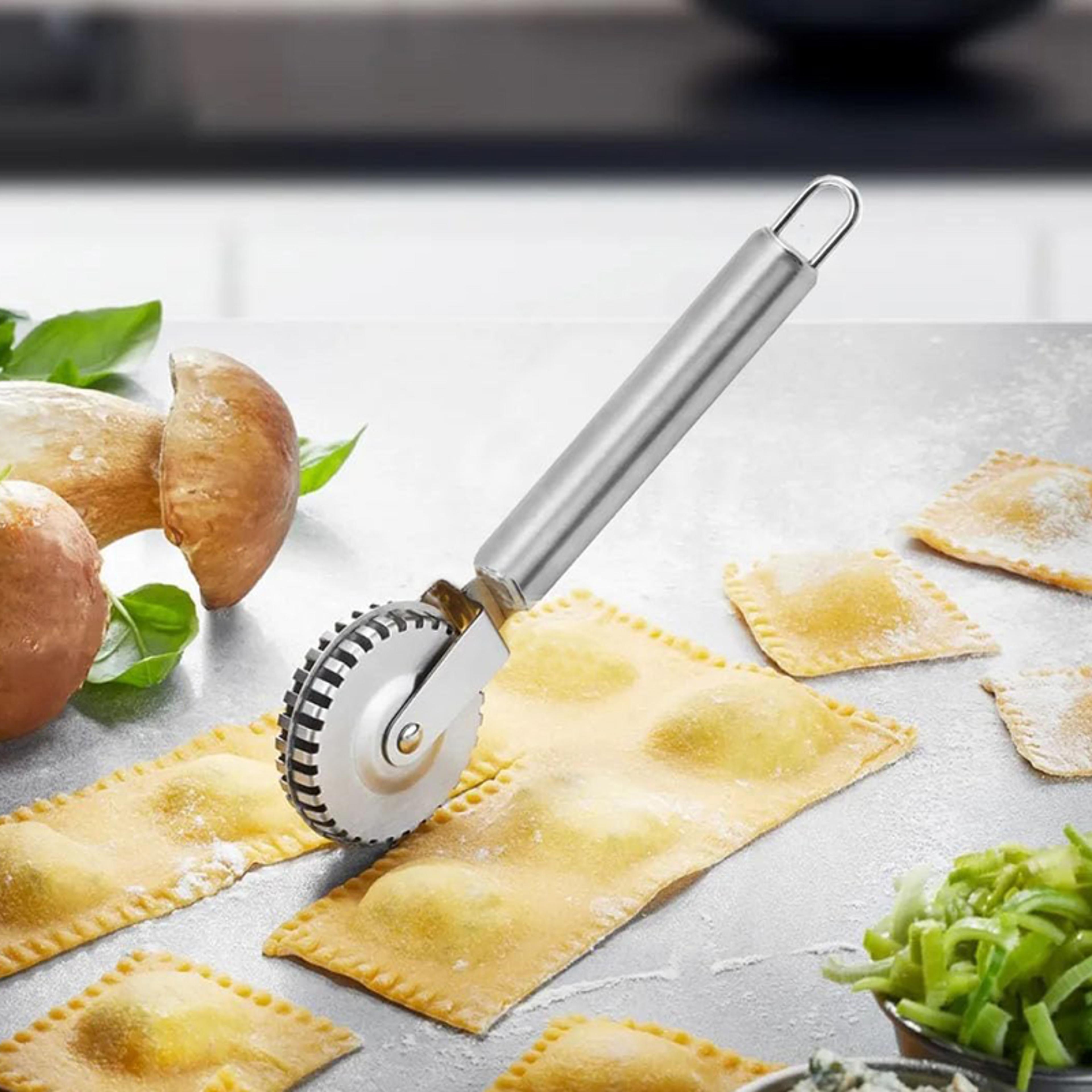stainless steel ravioli cutter wheel pastry roller dough sealing embossing tool