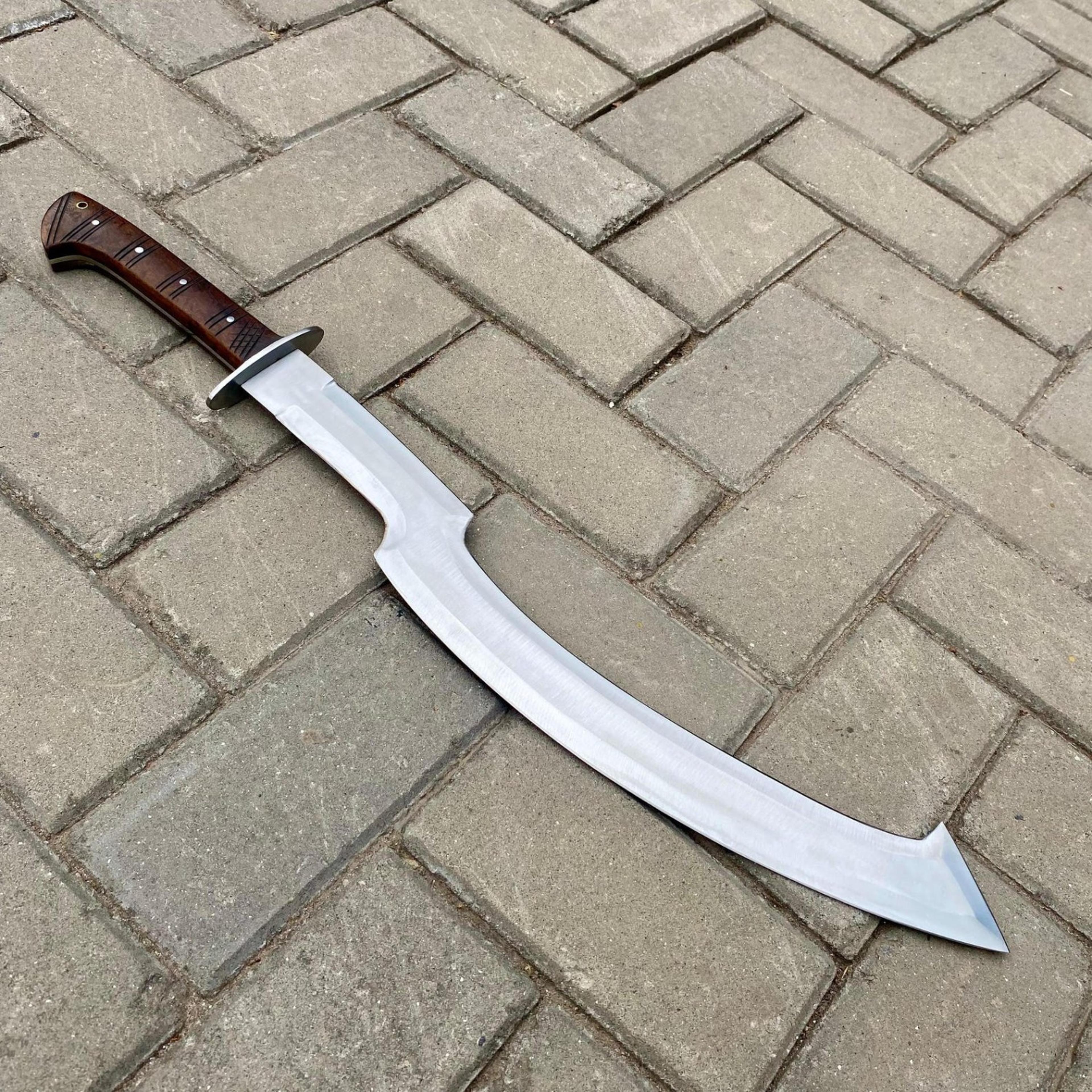 27in handmade curved machete sword hand forged steel blade wood handle custom made leather sheath