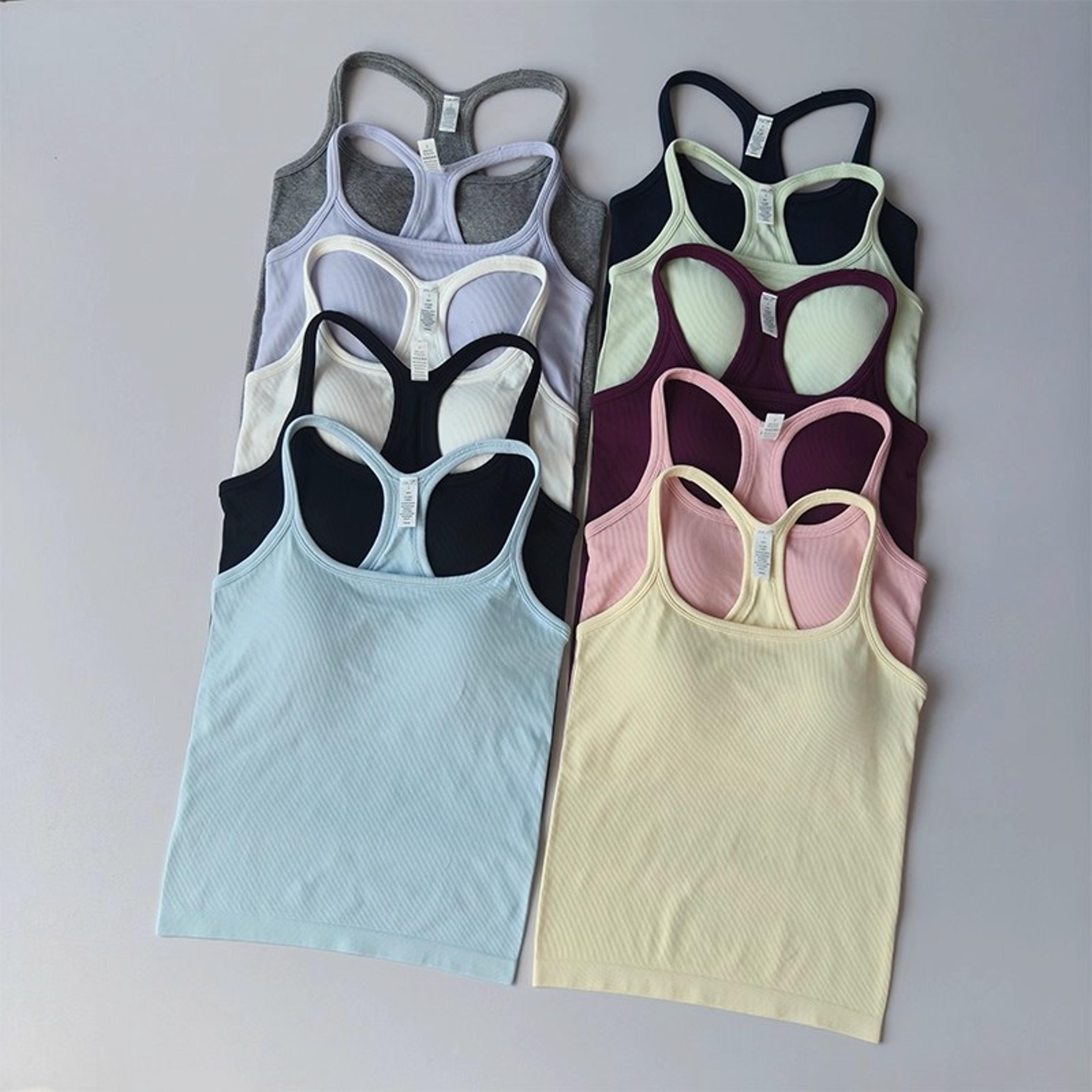 flexfit seamless yoga tank top with built-in bra for gym, pilates & running
