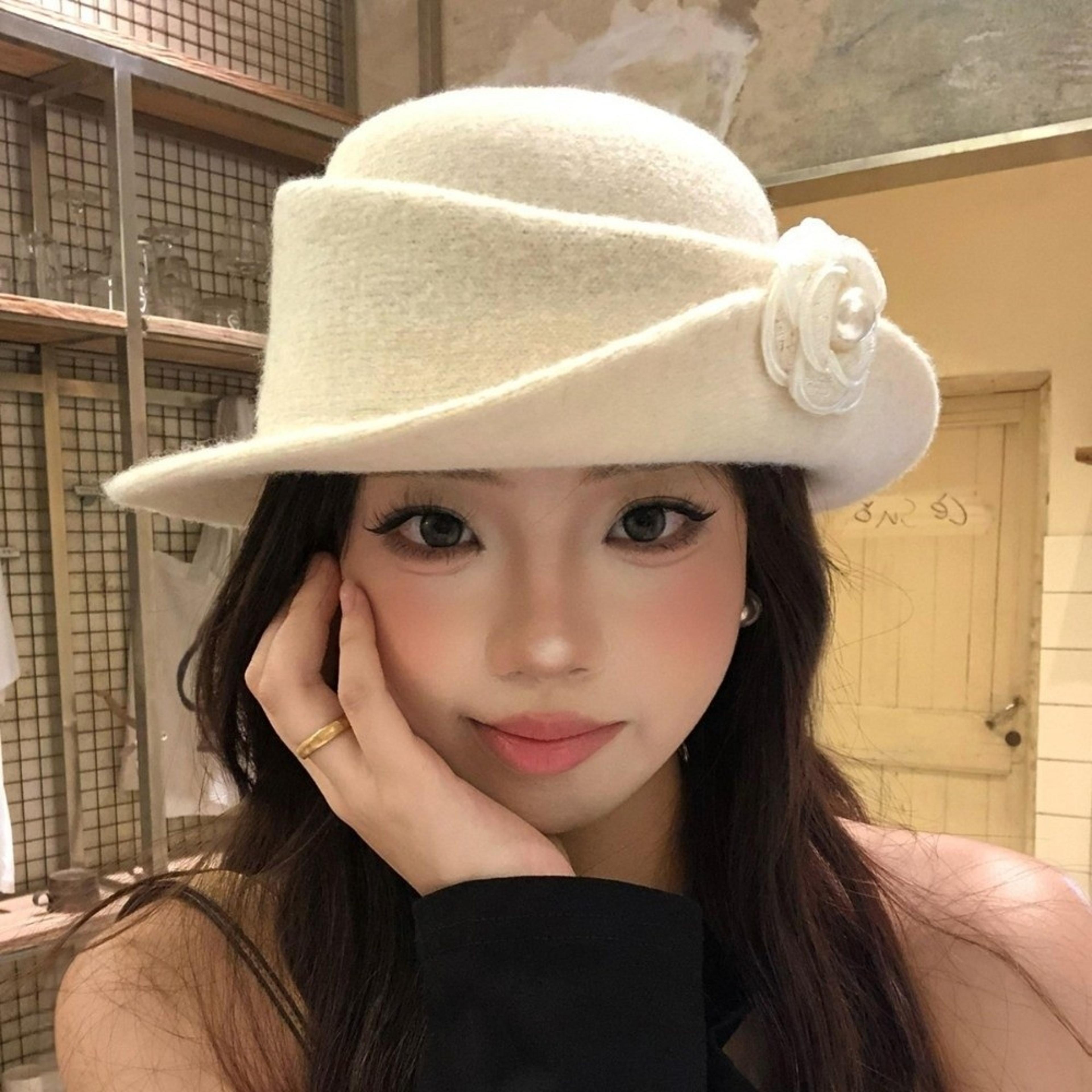 hepburn style black felt wide brim hat for women