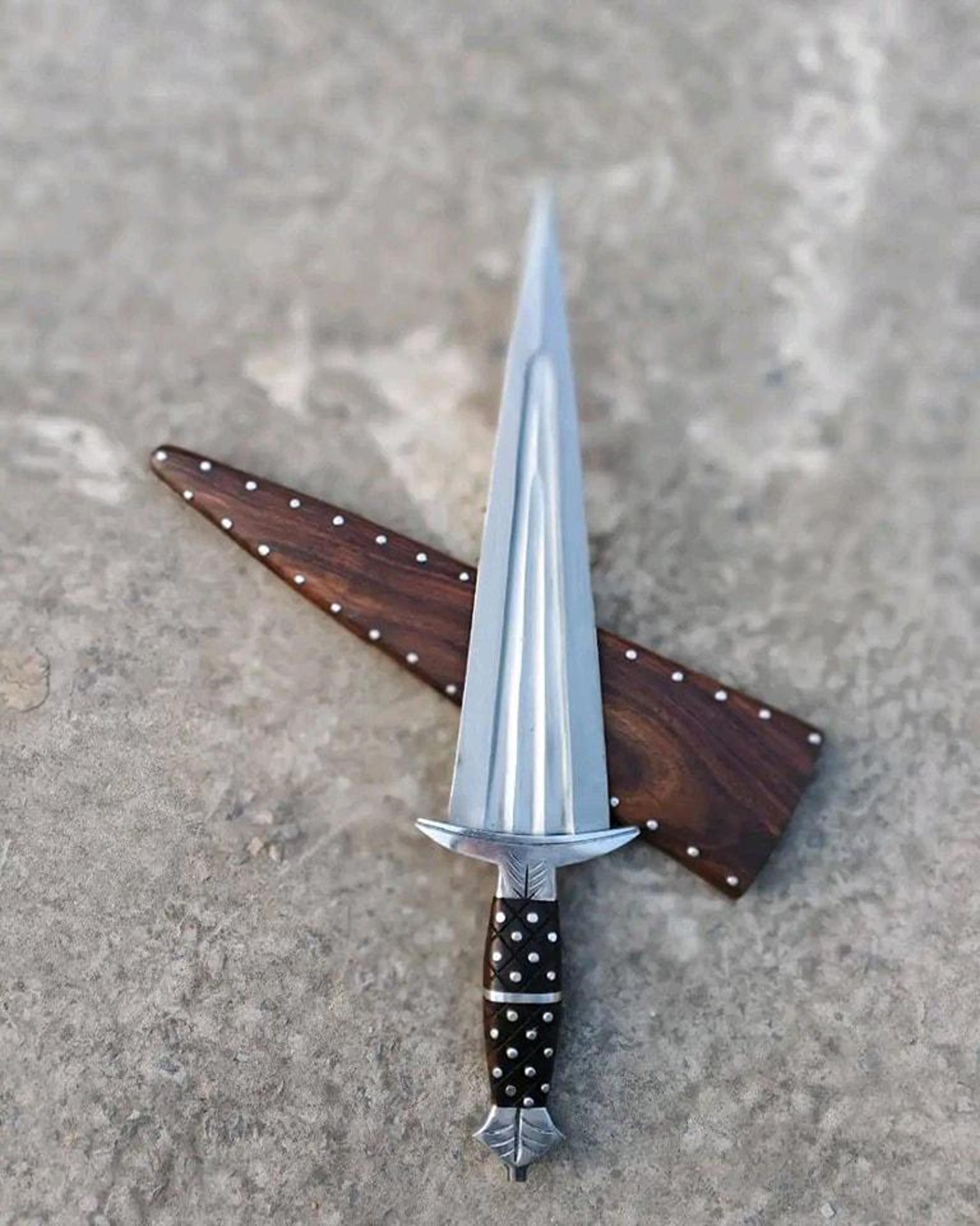custom dagger hunting knife wooden scabbard survival knife collector gift