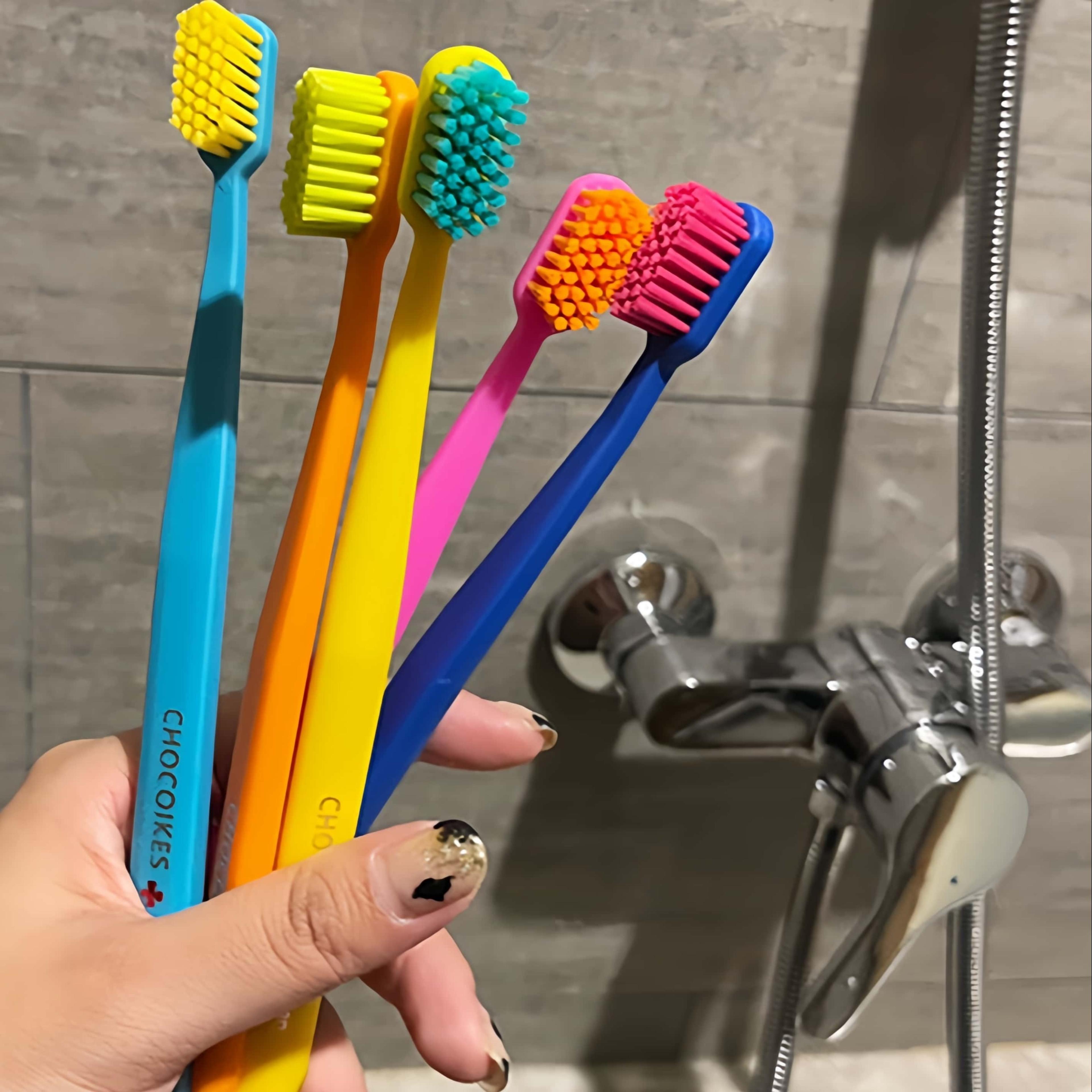 chocolate swiss soft nylon bristle toothbrush set, ergonomic handle, travel and hotel essential