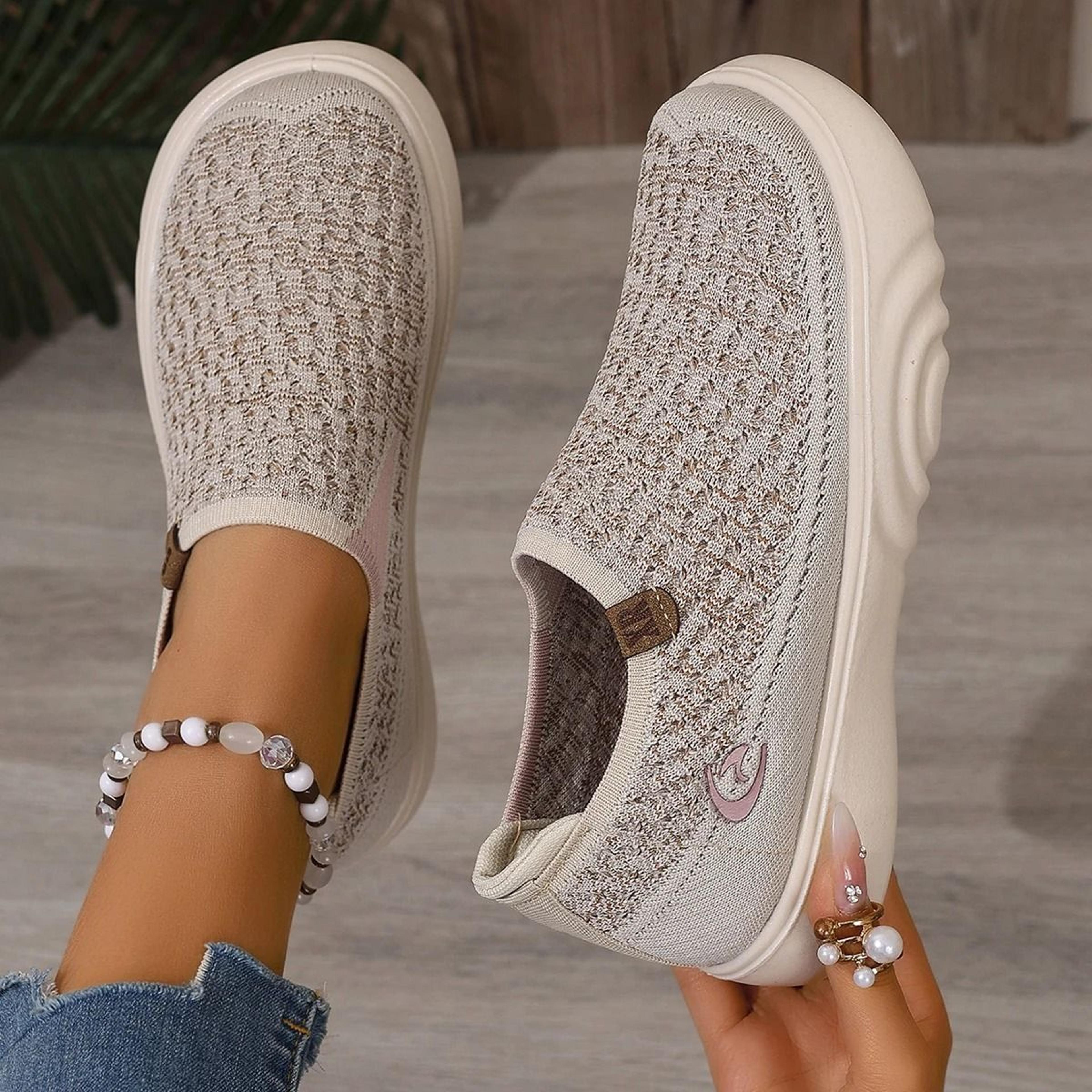 women summer casual flat shoes comfortable breathable soft bottom outdoor walking shoes