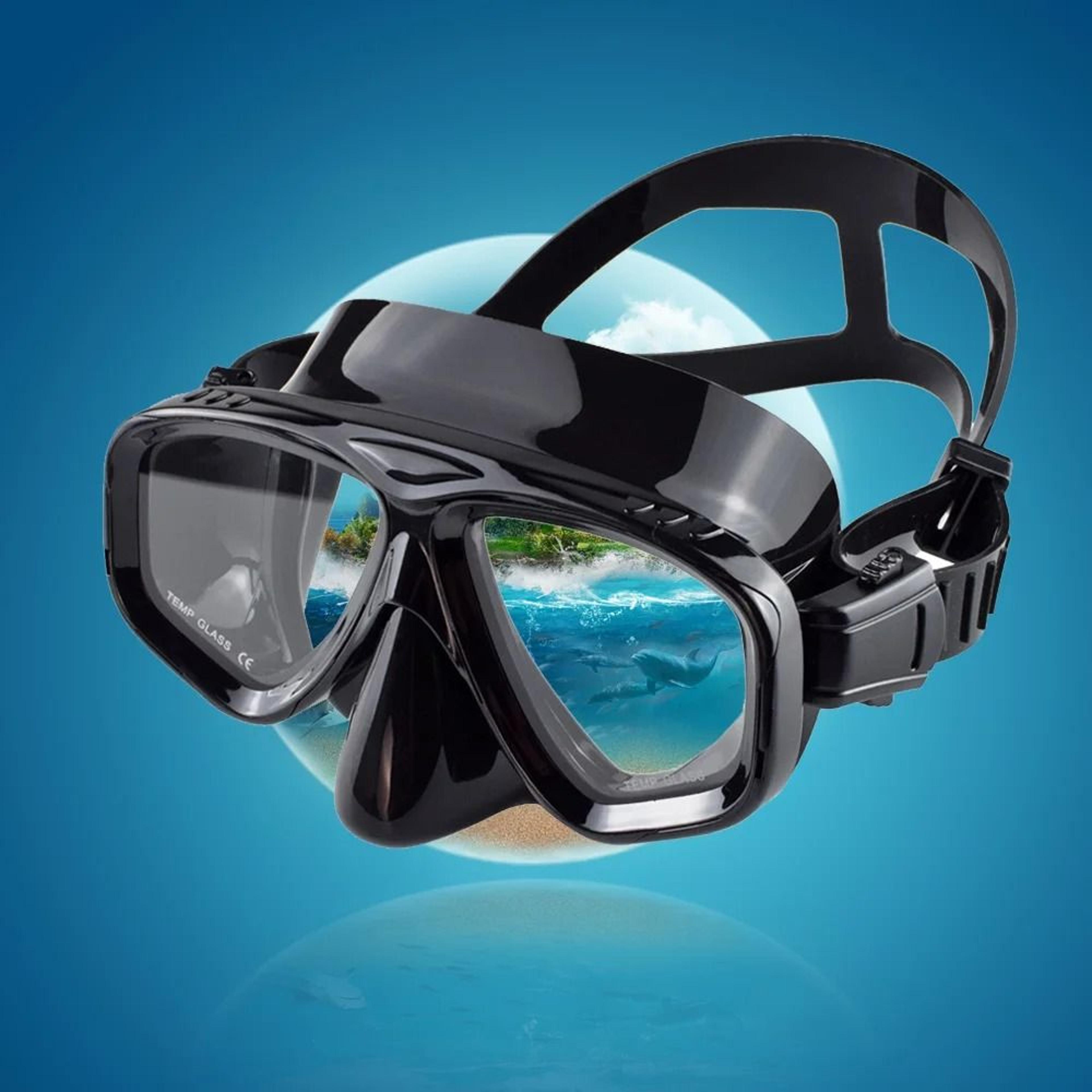 snorkel and diving mask with tempered glass lens and silicone skirt