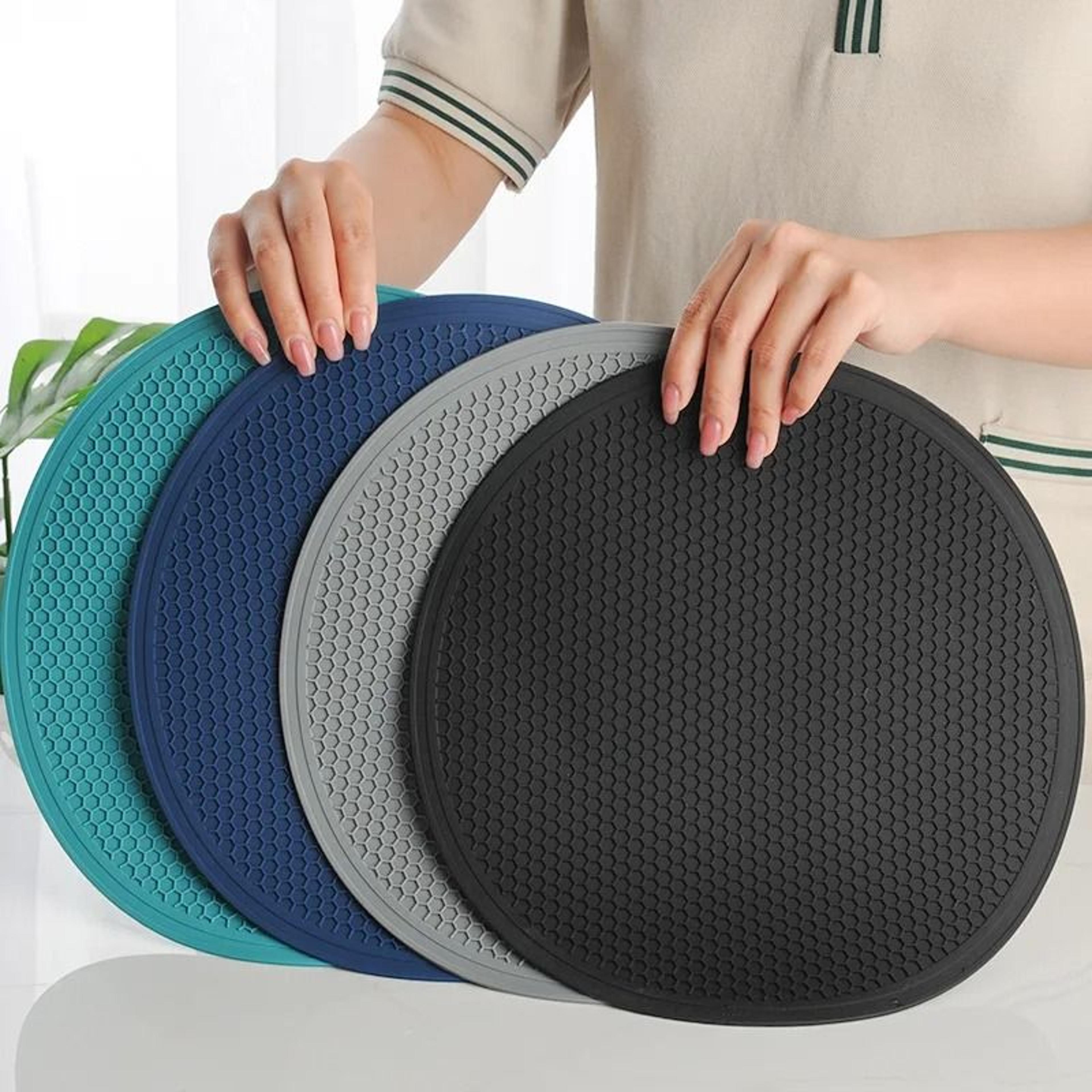 large silicone heat resistant placemat 11.8 inch non slip table mat for pots cups and dishes