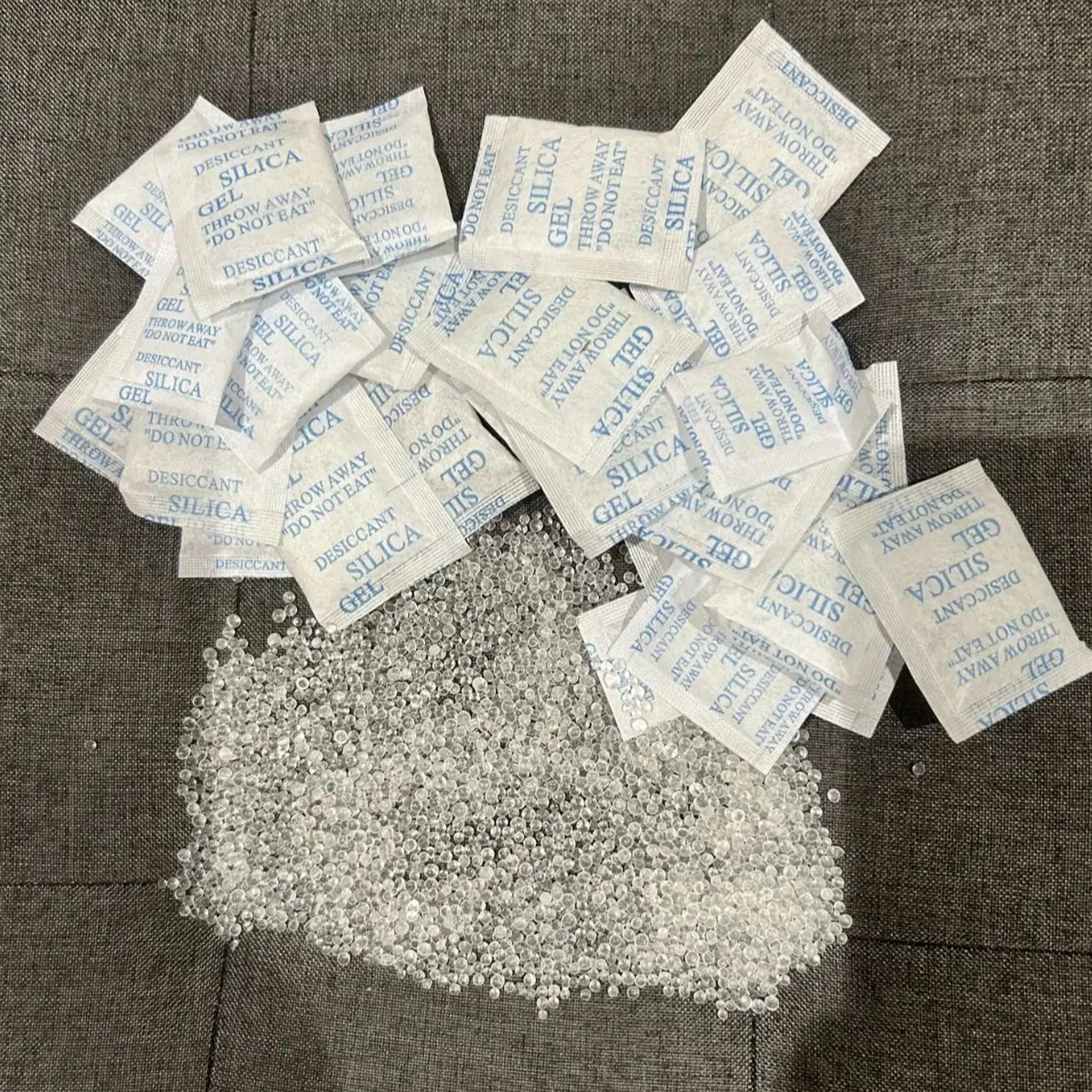 non toxic silica gel desiccant bags moisture absorber nonwoven packets for kitchen room and storage protection