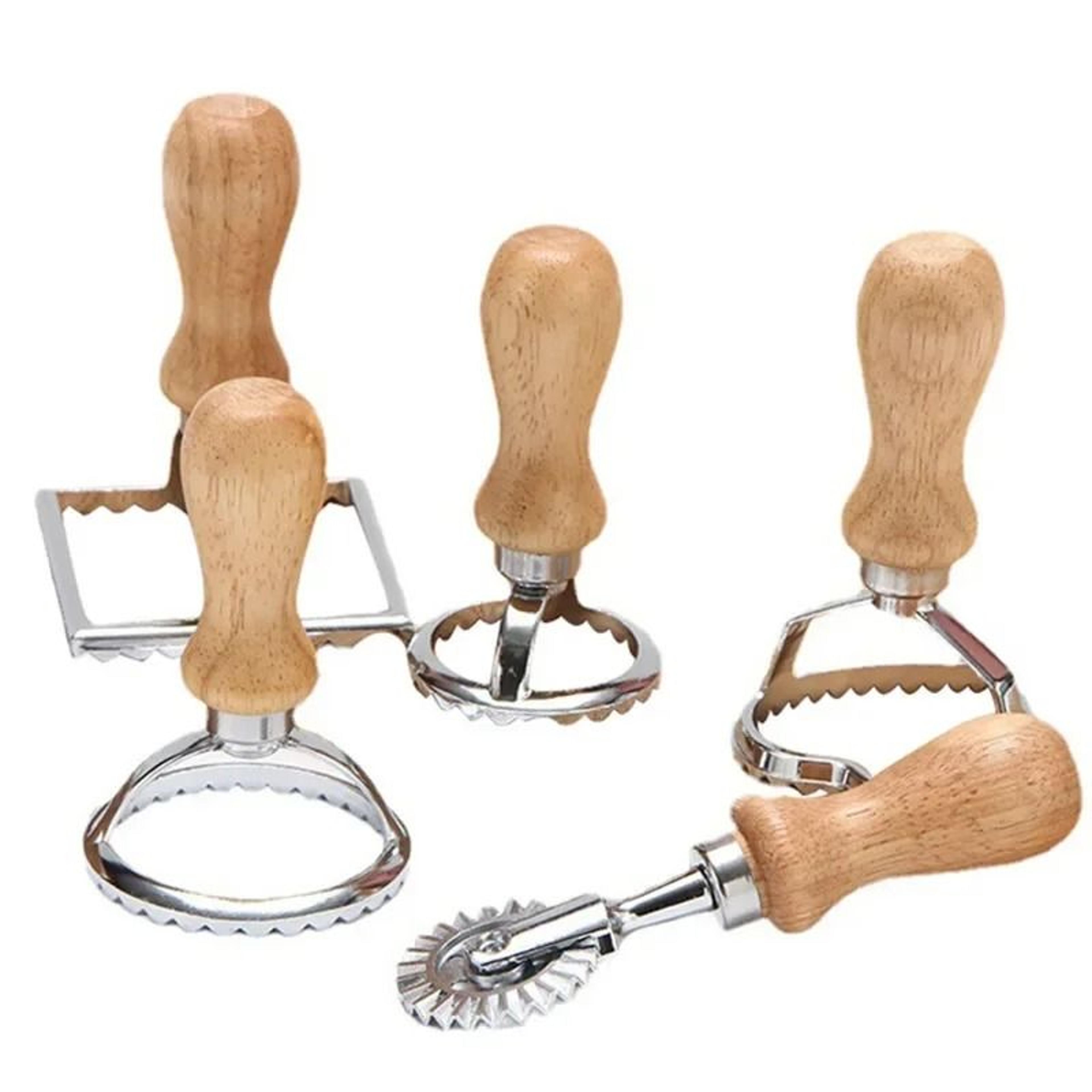 ravioli and pasta cutter set with wooden handle