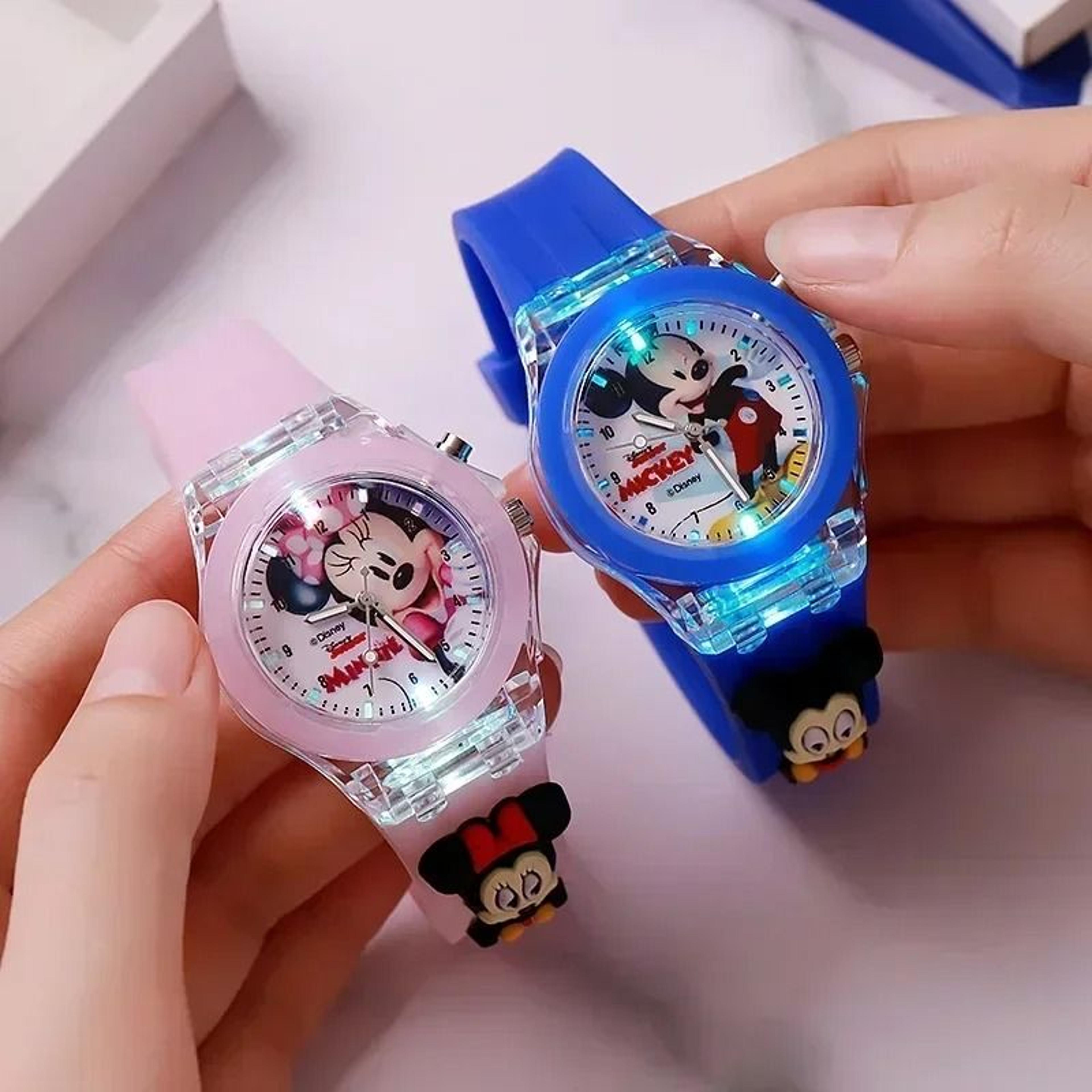childrens flashing cartoon figure watch with luminous strap
