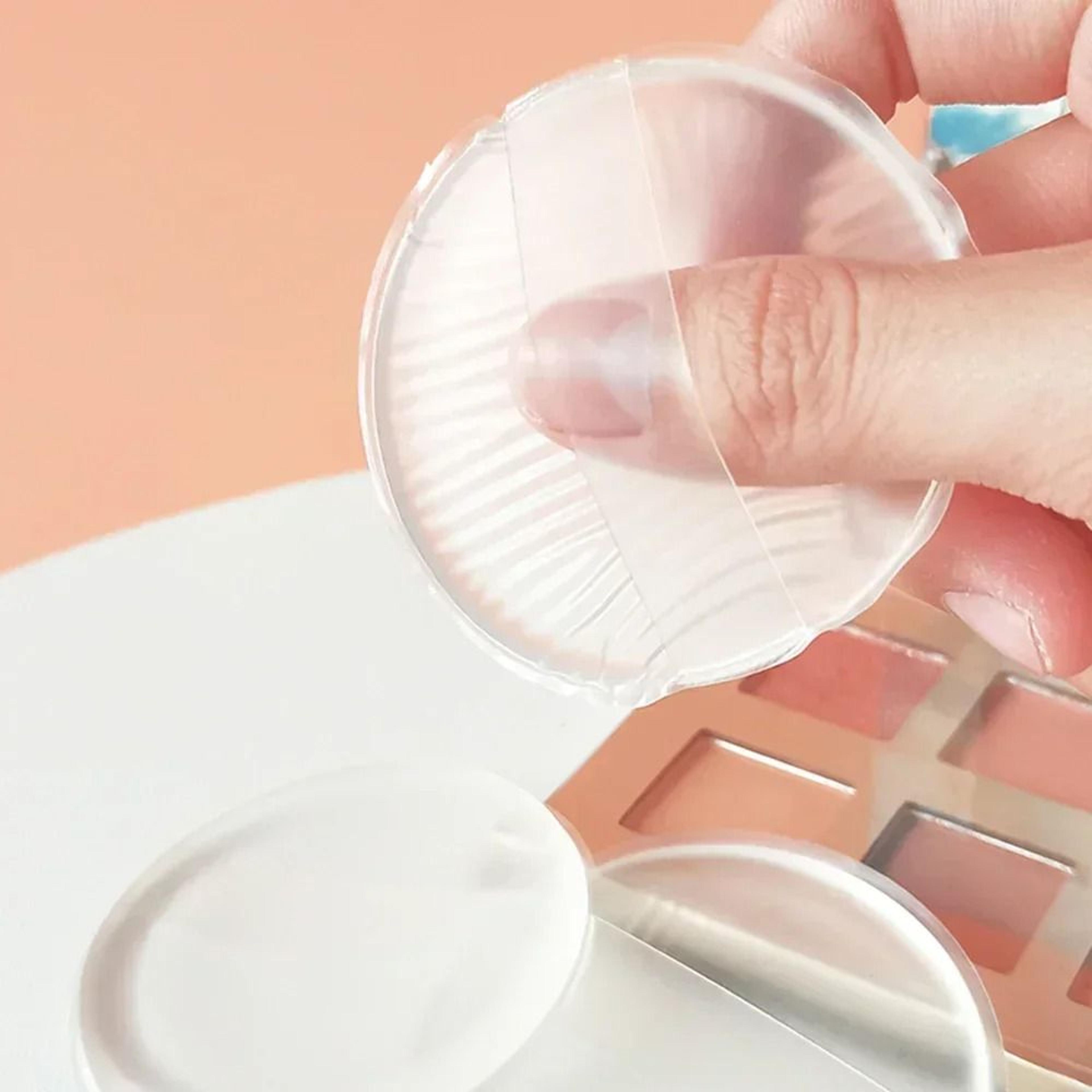 silicone makeup puff for smooth foundation application