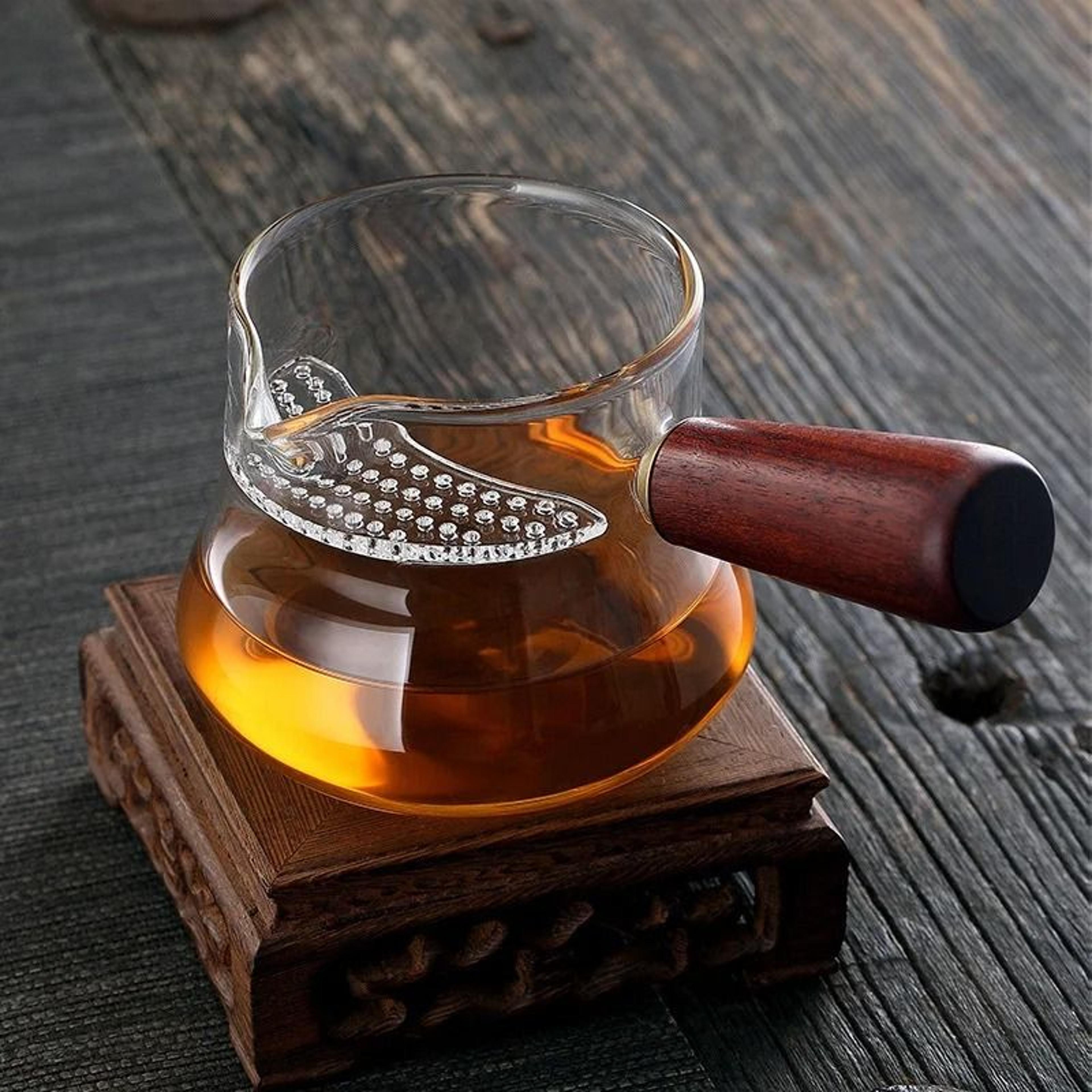 side long wooden handle high borosilicate glass tea dispenser fair cup