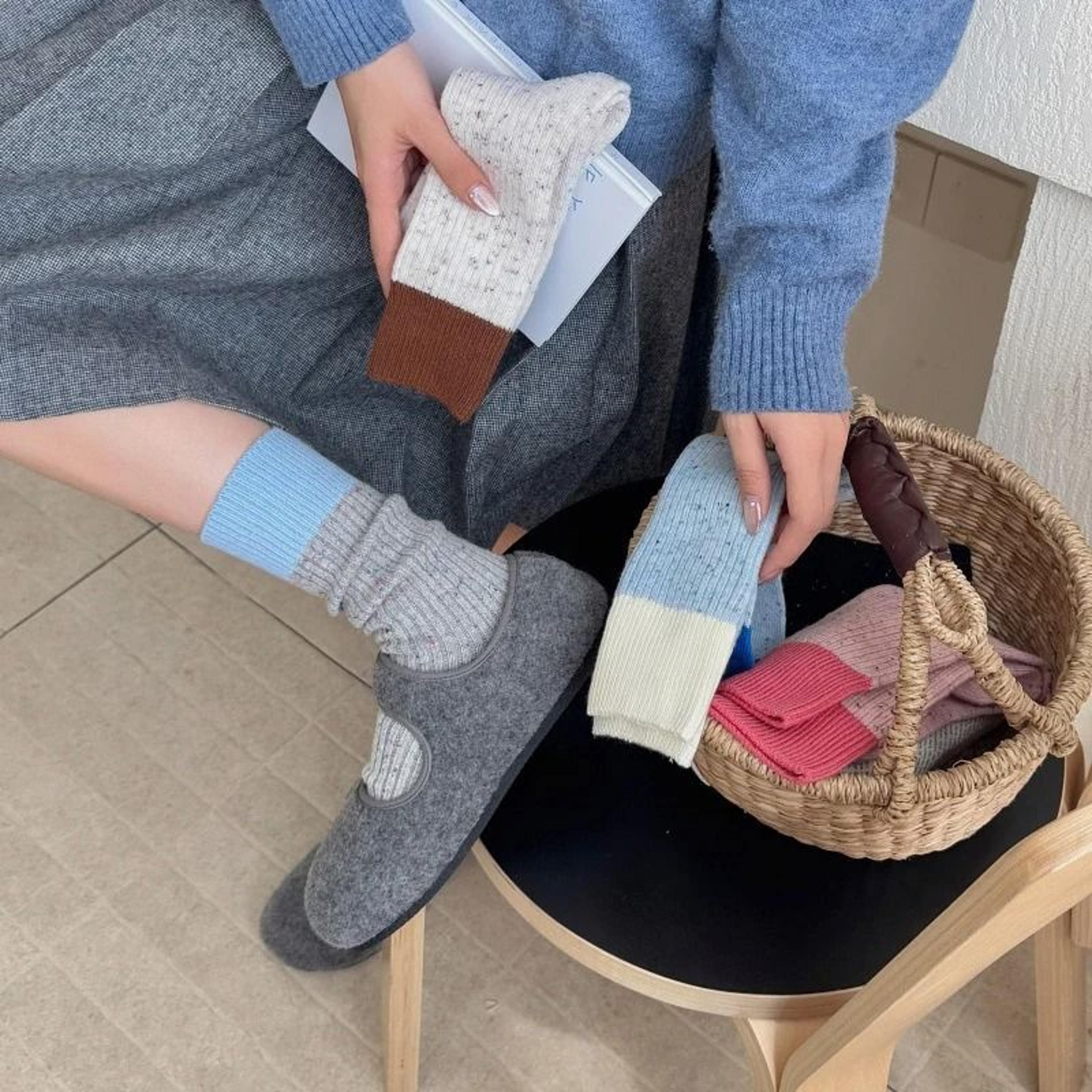 color blocking velvet dot winter socks