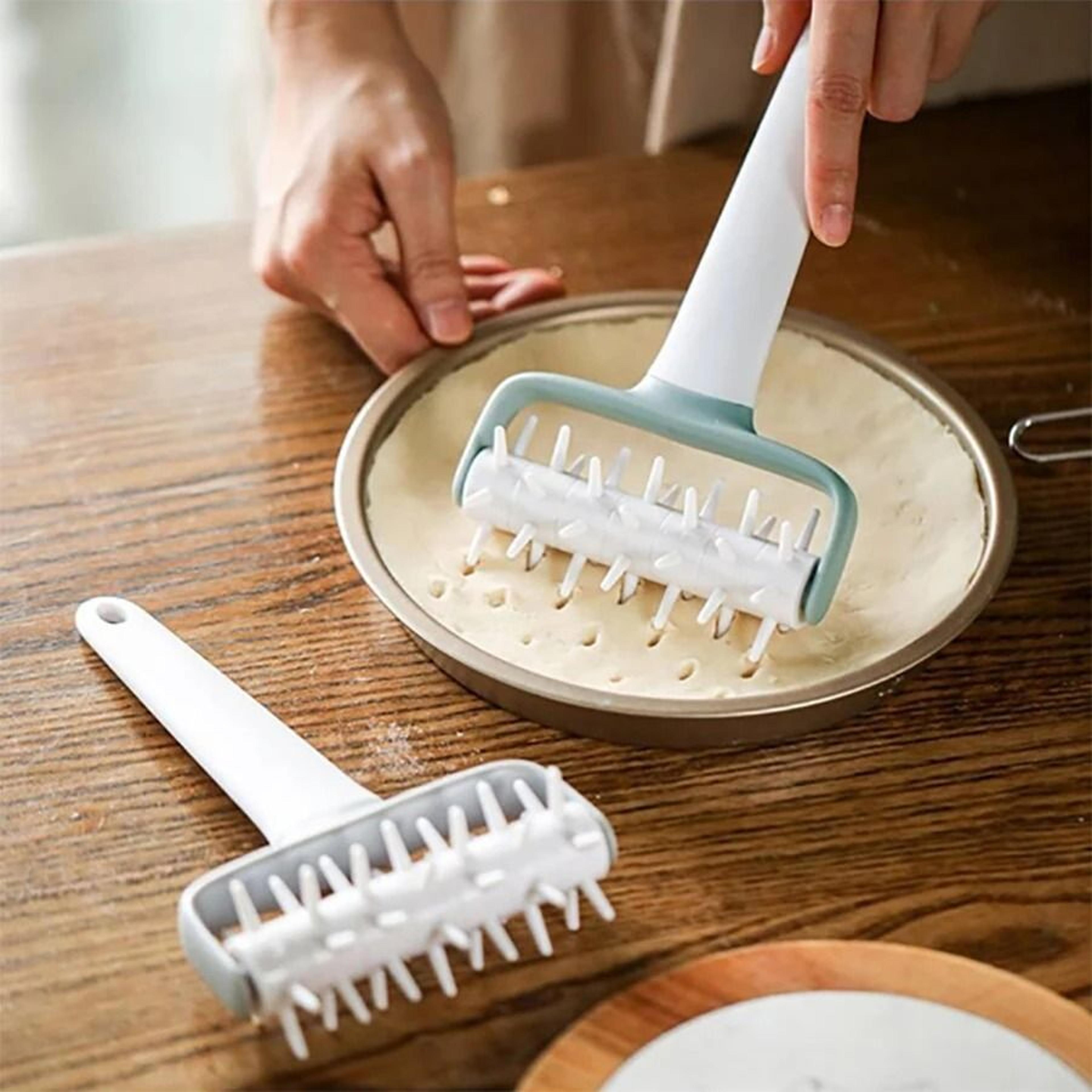 pizza dough roller & needle punch – high-efficiency baking tool