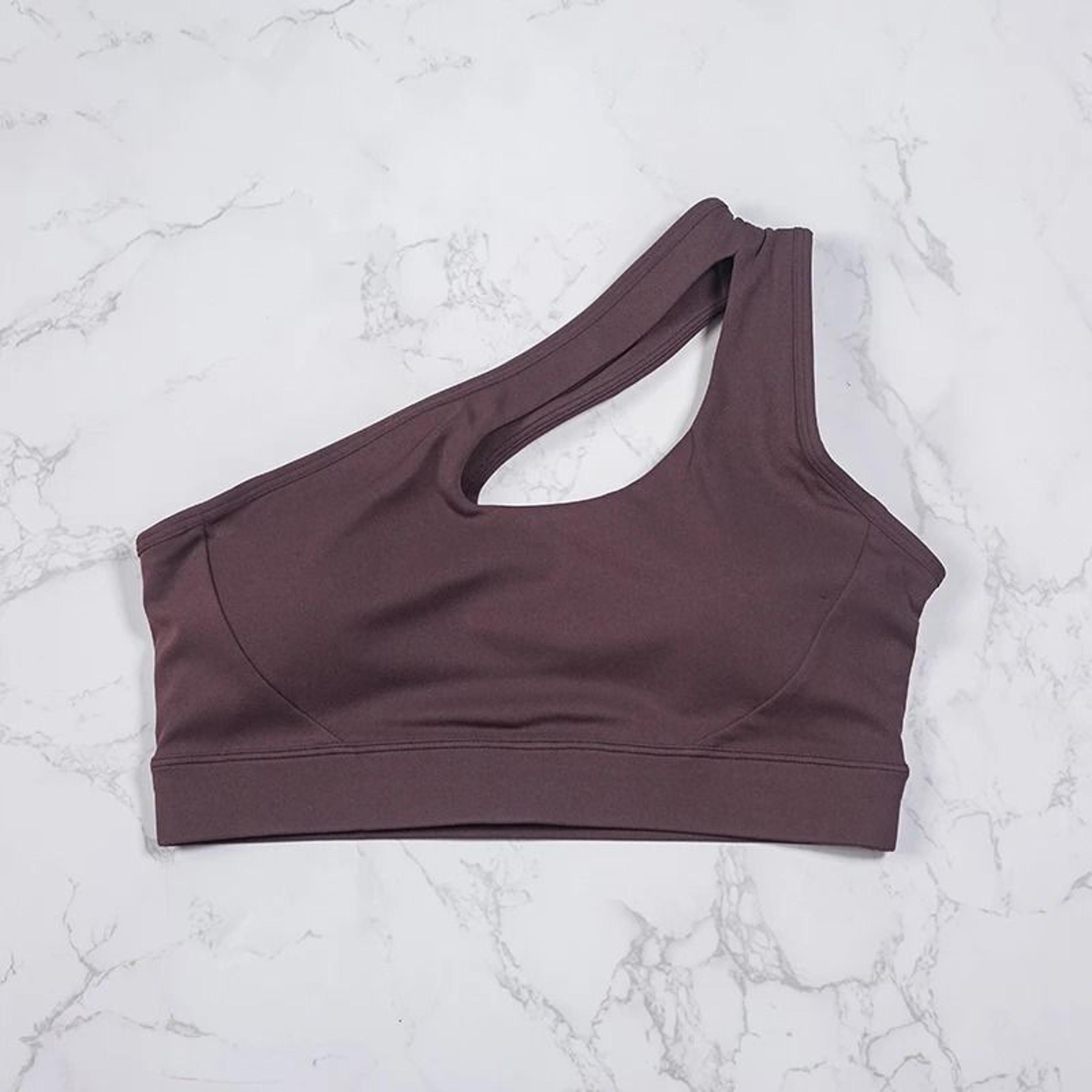 one-shoulder sculpting sports bra & yoga vest