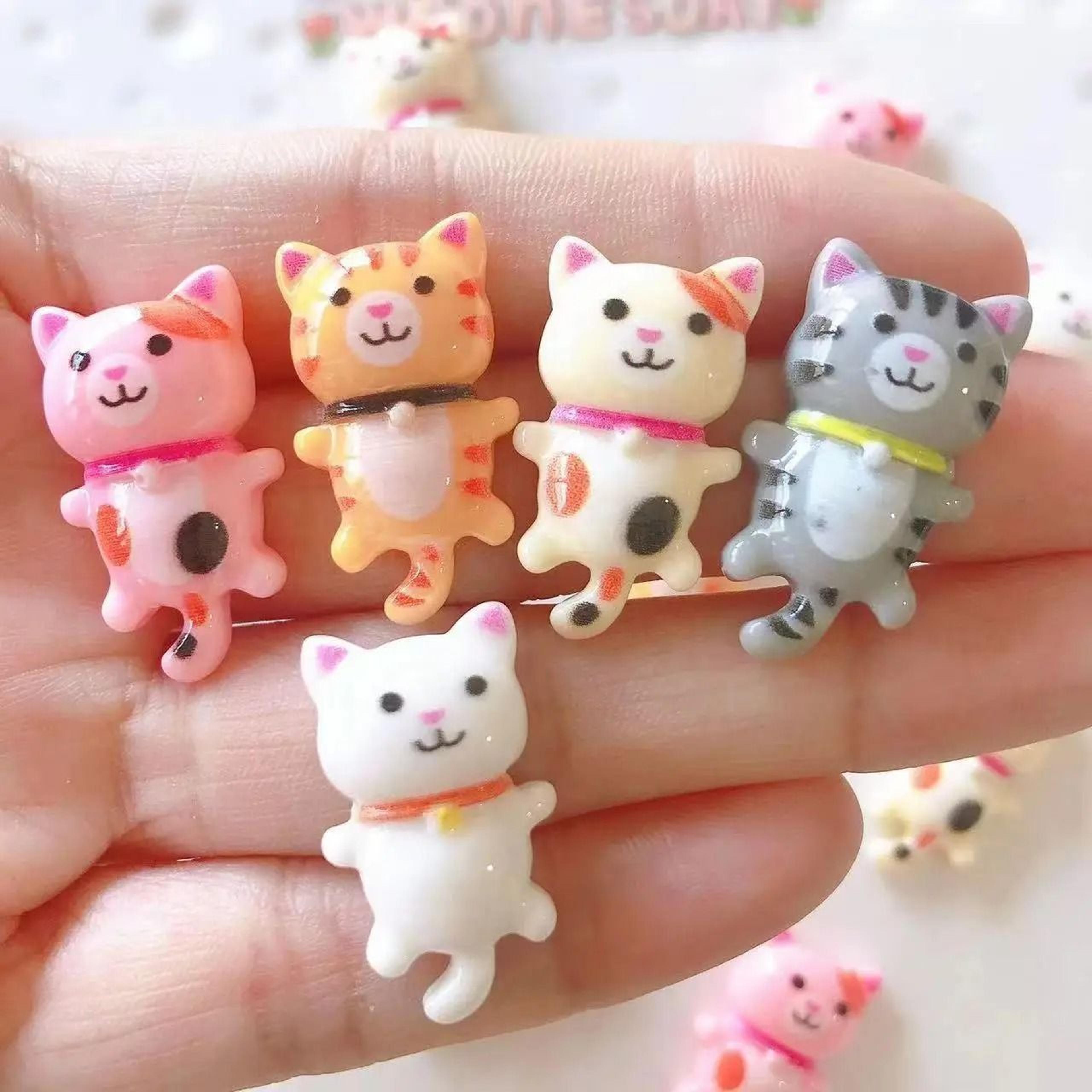 5-piece cartoon kitten refrigerator magnet set