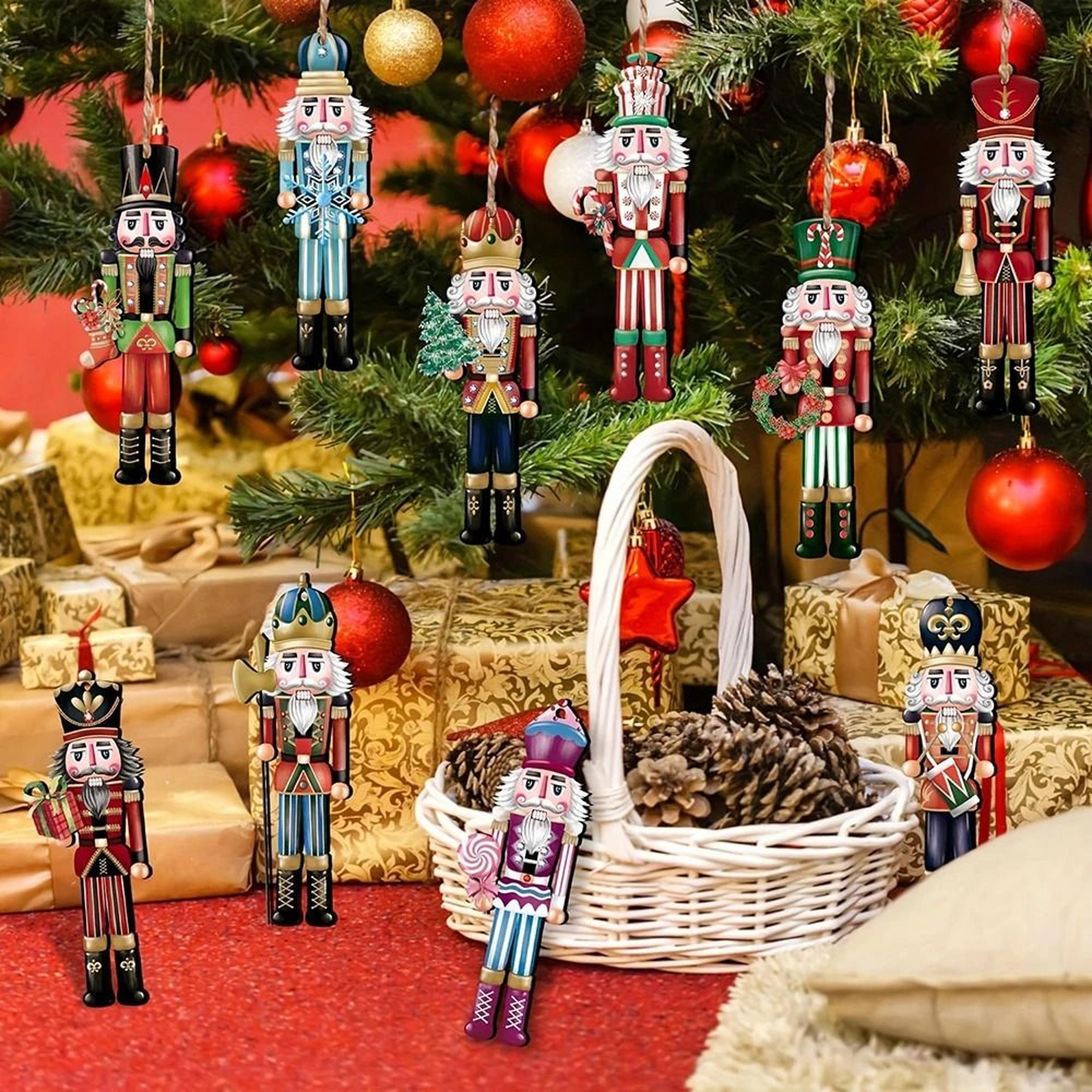 12-piece wooden nutcracker decorative set