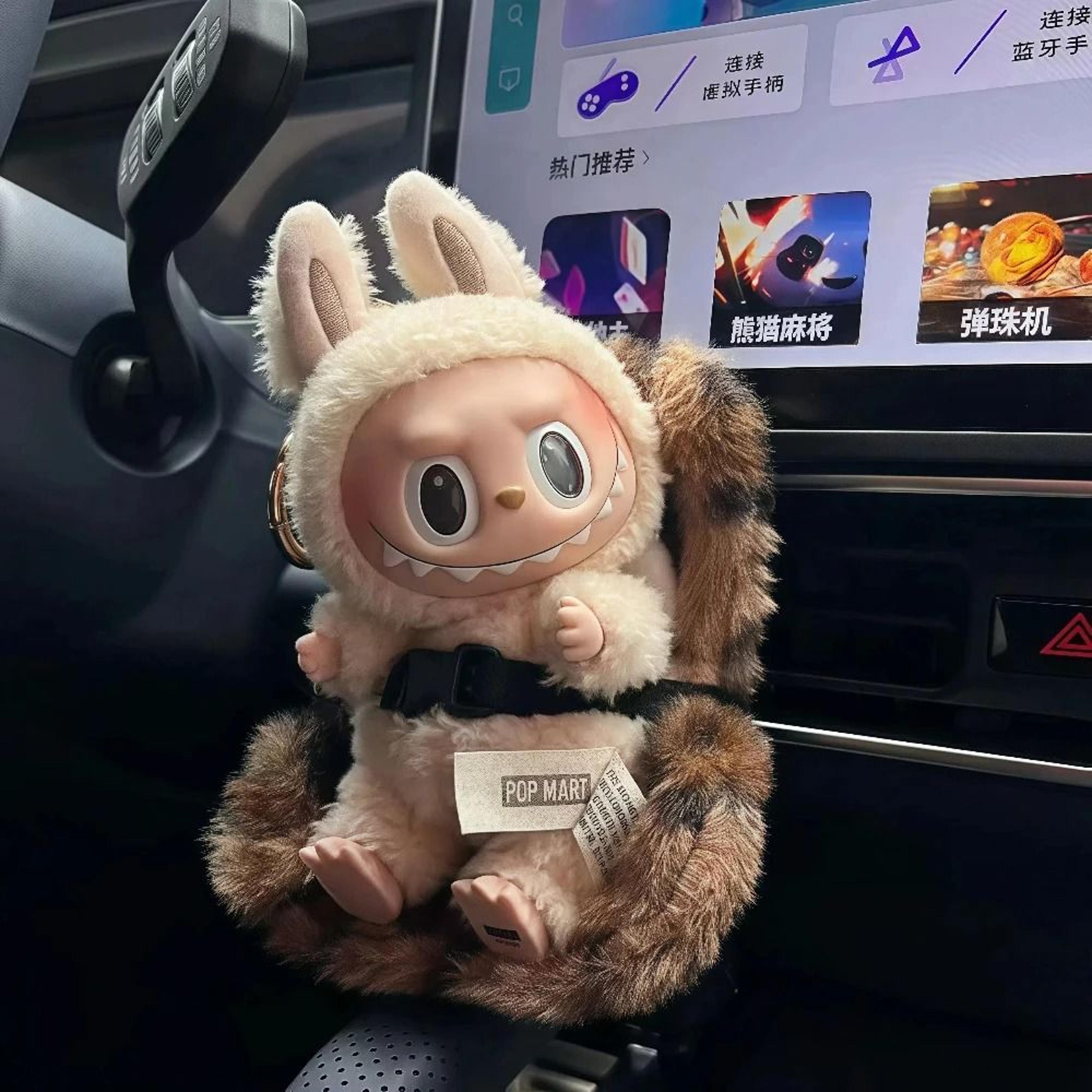 2-in-1 miniature doll seat & air vent aromatherapy display