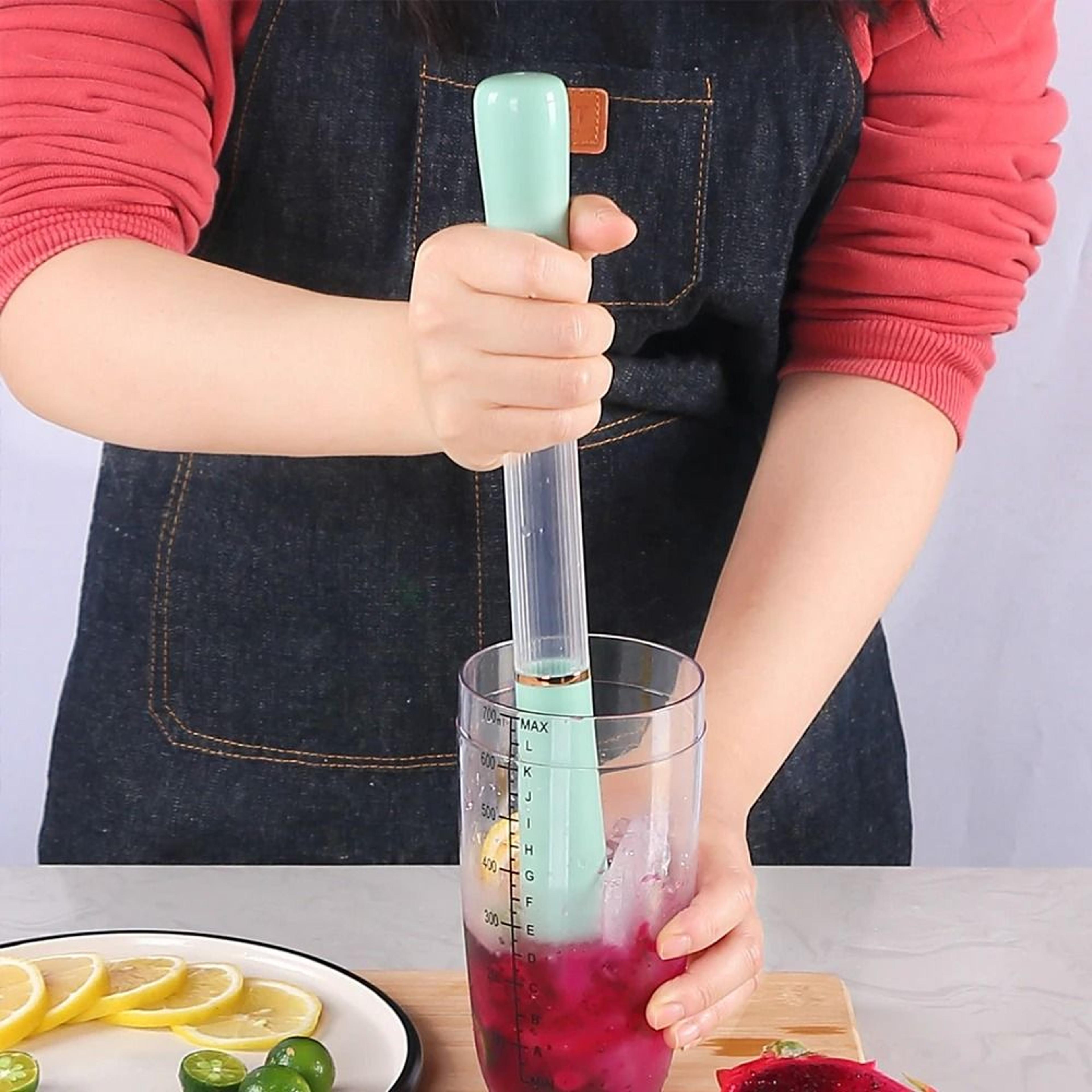 textured cocktail muddler & fruit crusher