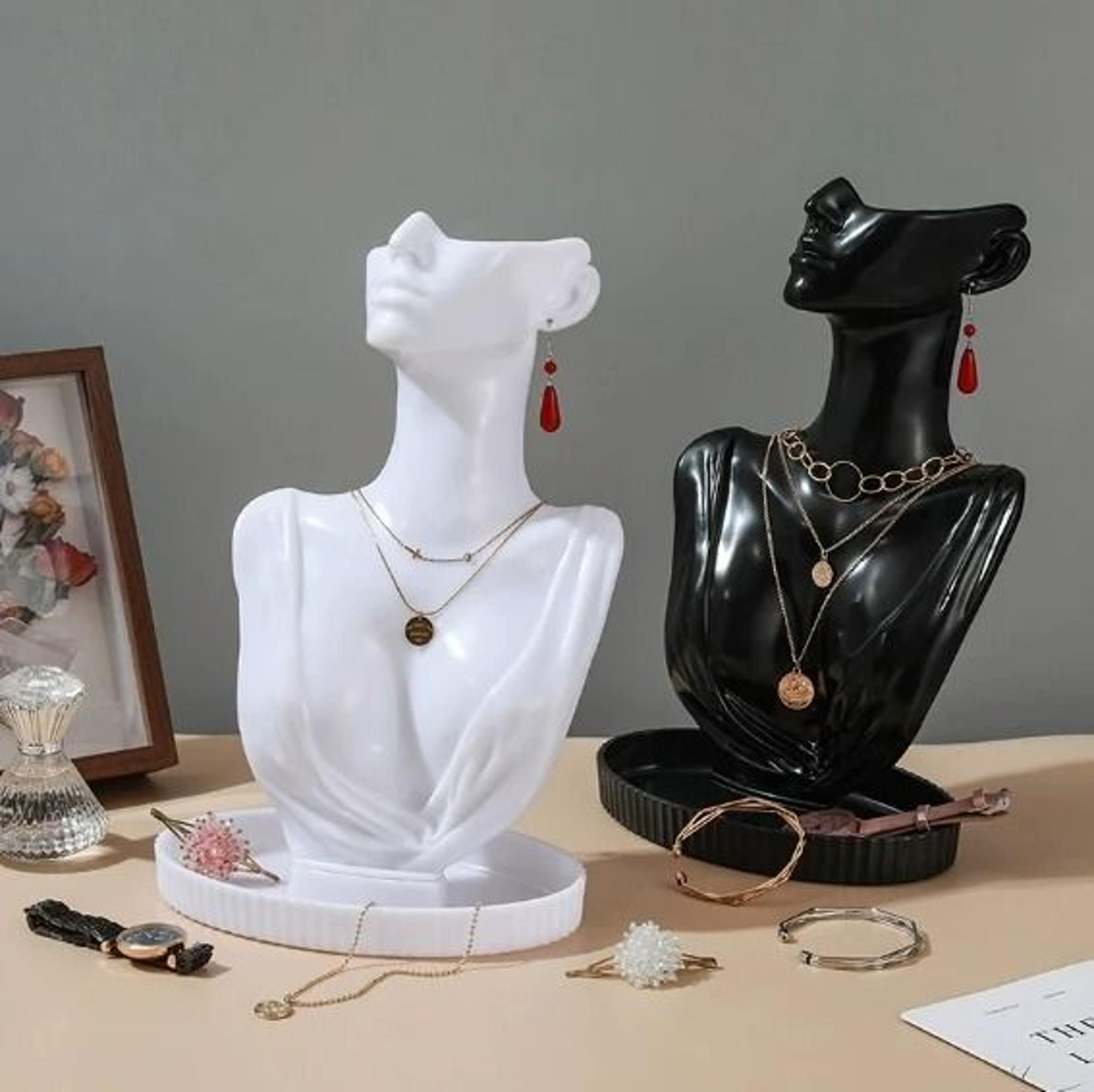 portrait portrait neck necklace display mannequin