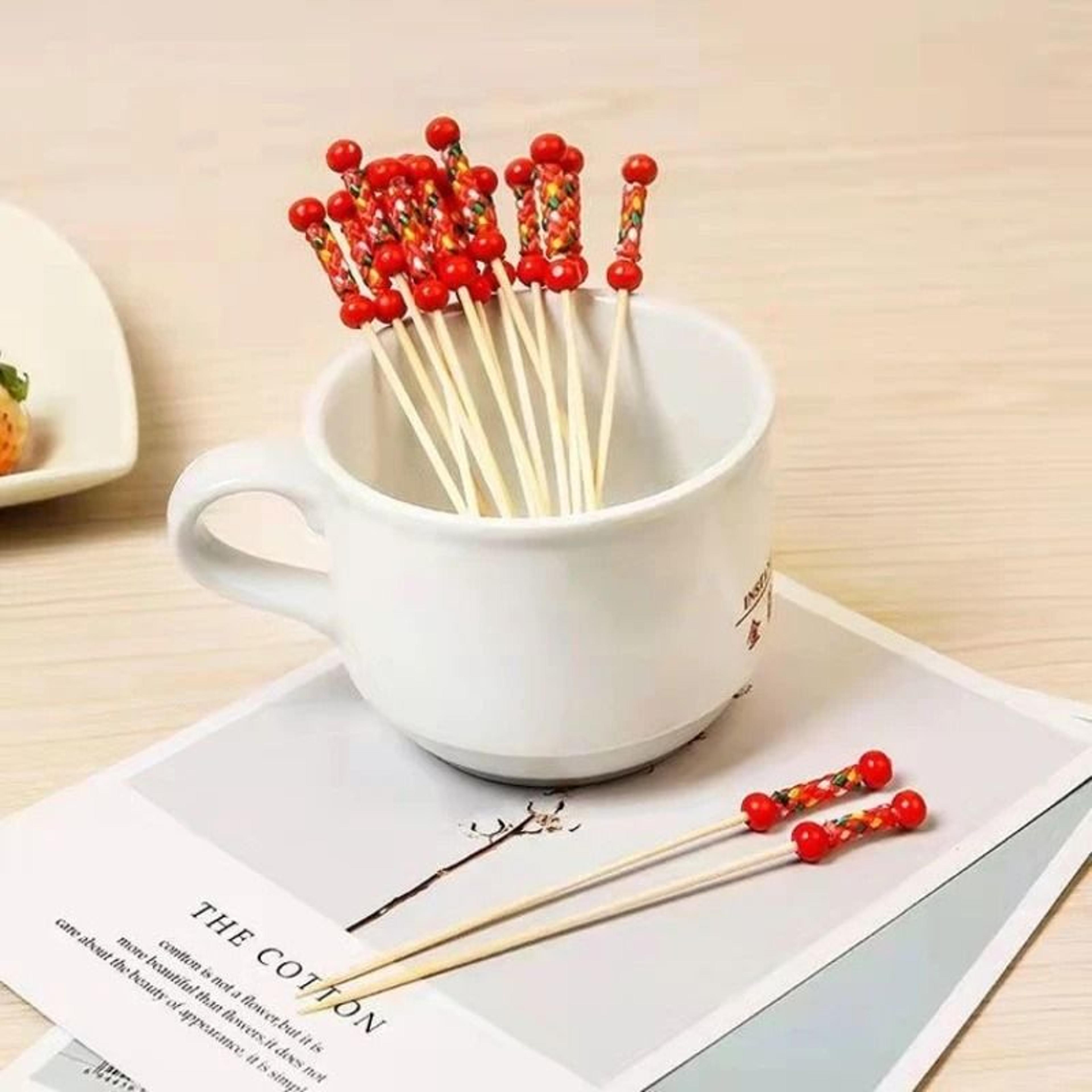 100-piece eco-friendly bamboo banquet & fruit fork set
