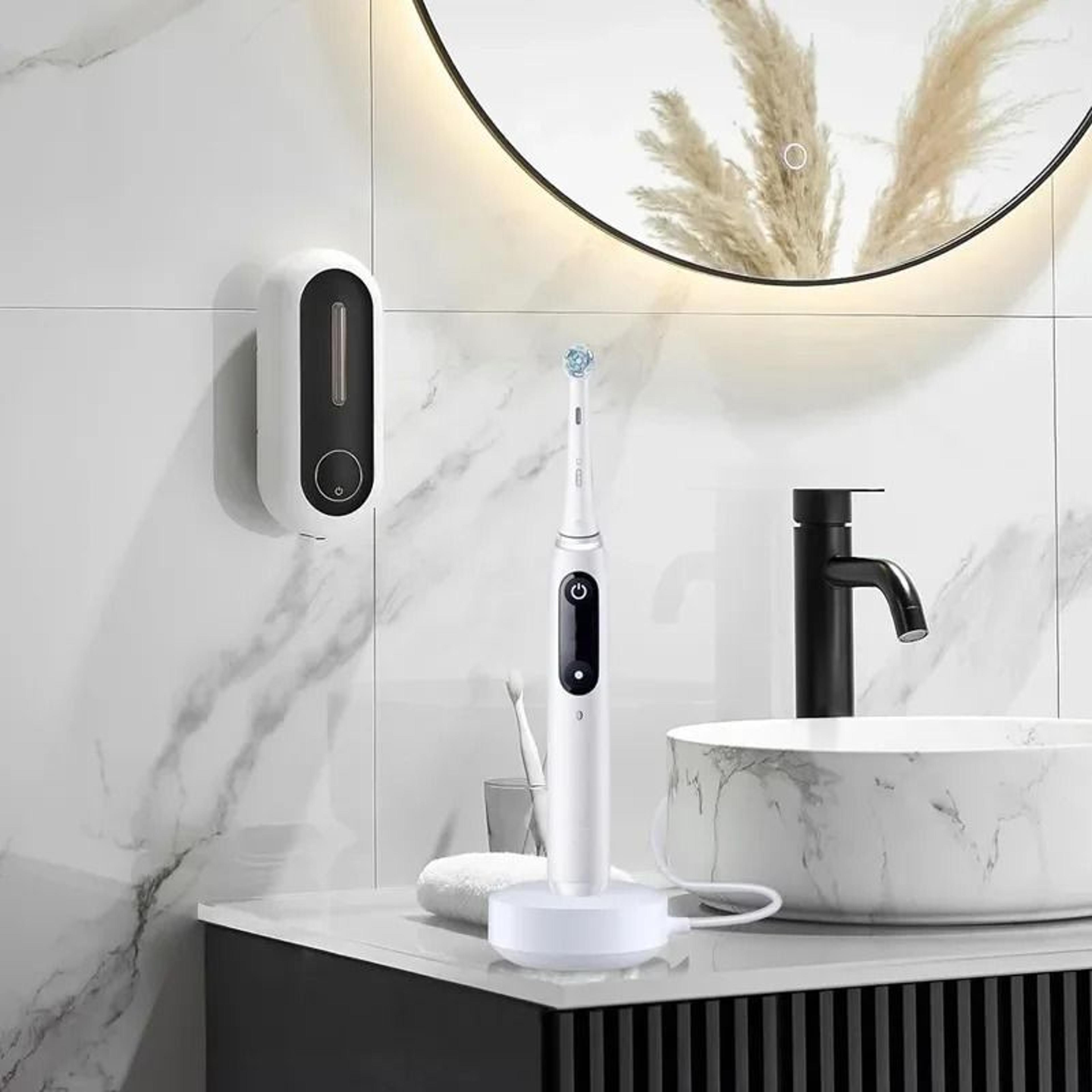magnetic fast-charging base for oral-b io series 9/8/7