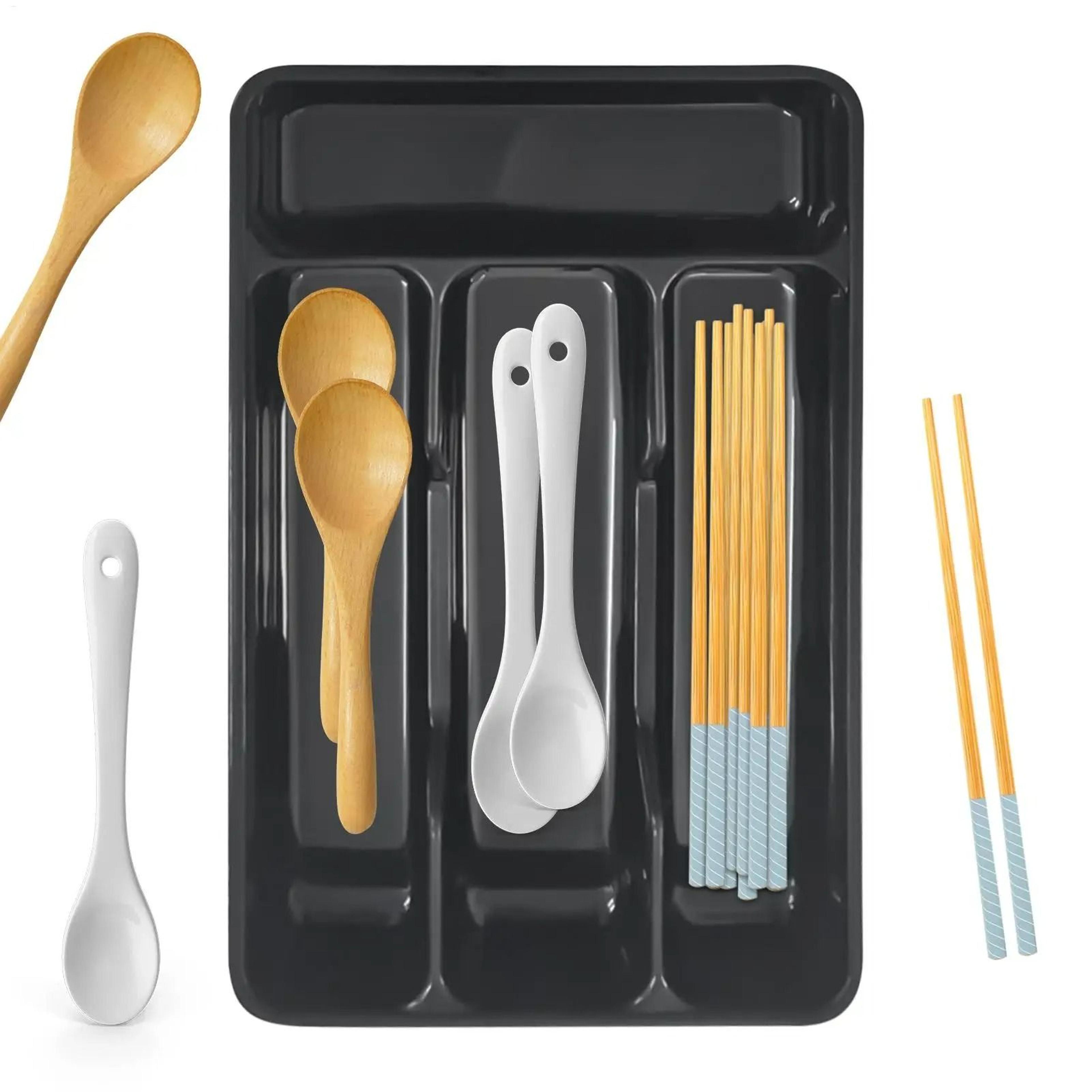 compact silverware organizer with 4 compartments