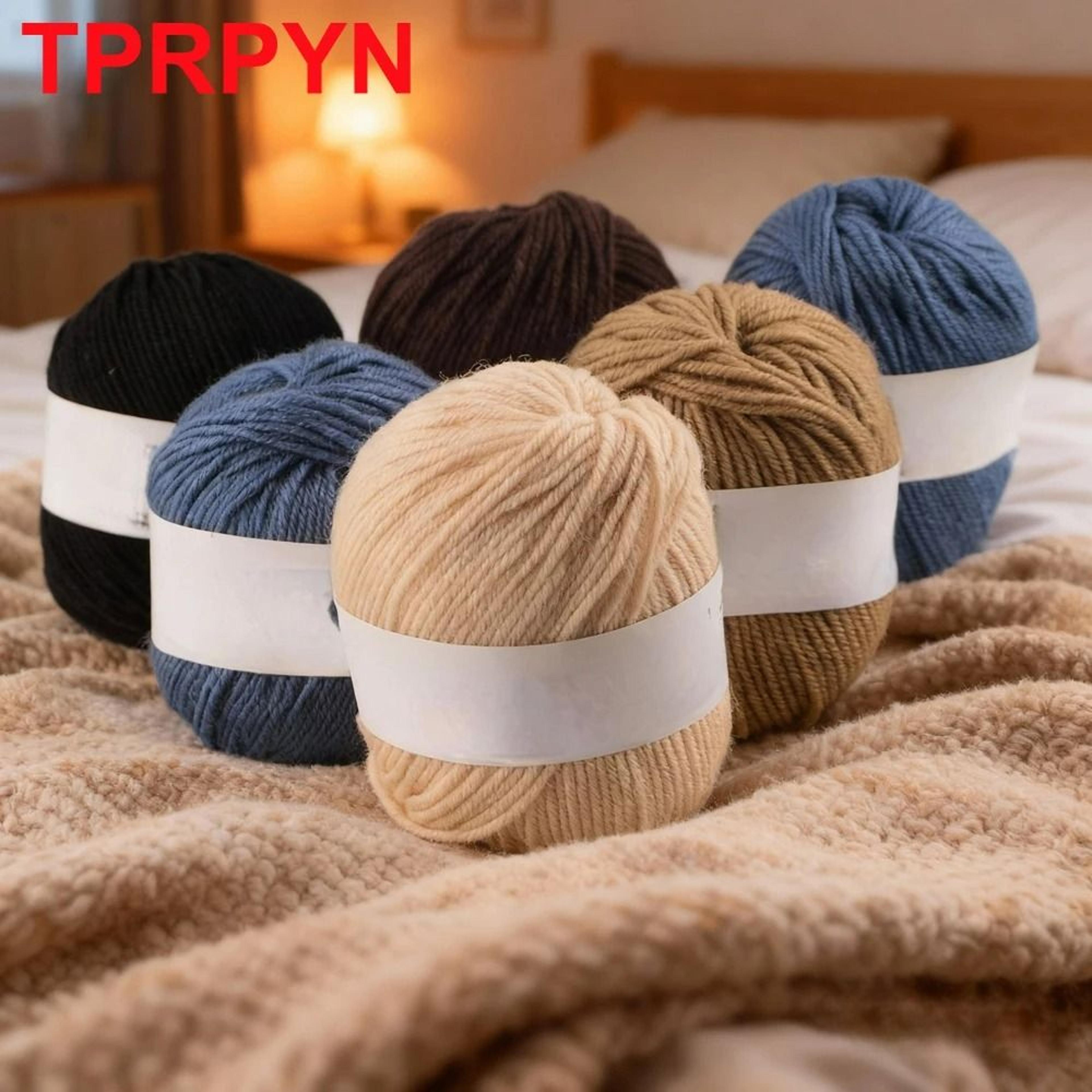 0.11 lb 100% wool hand-knitting yarn ball