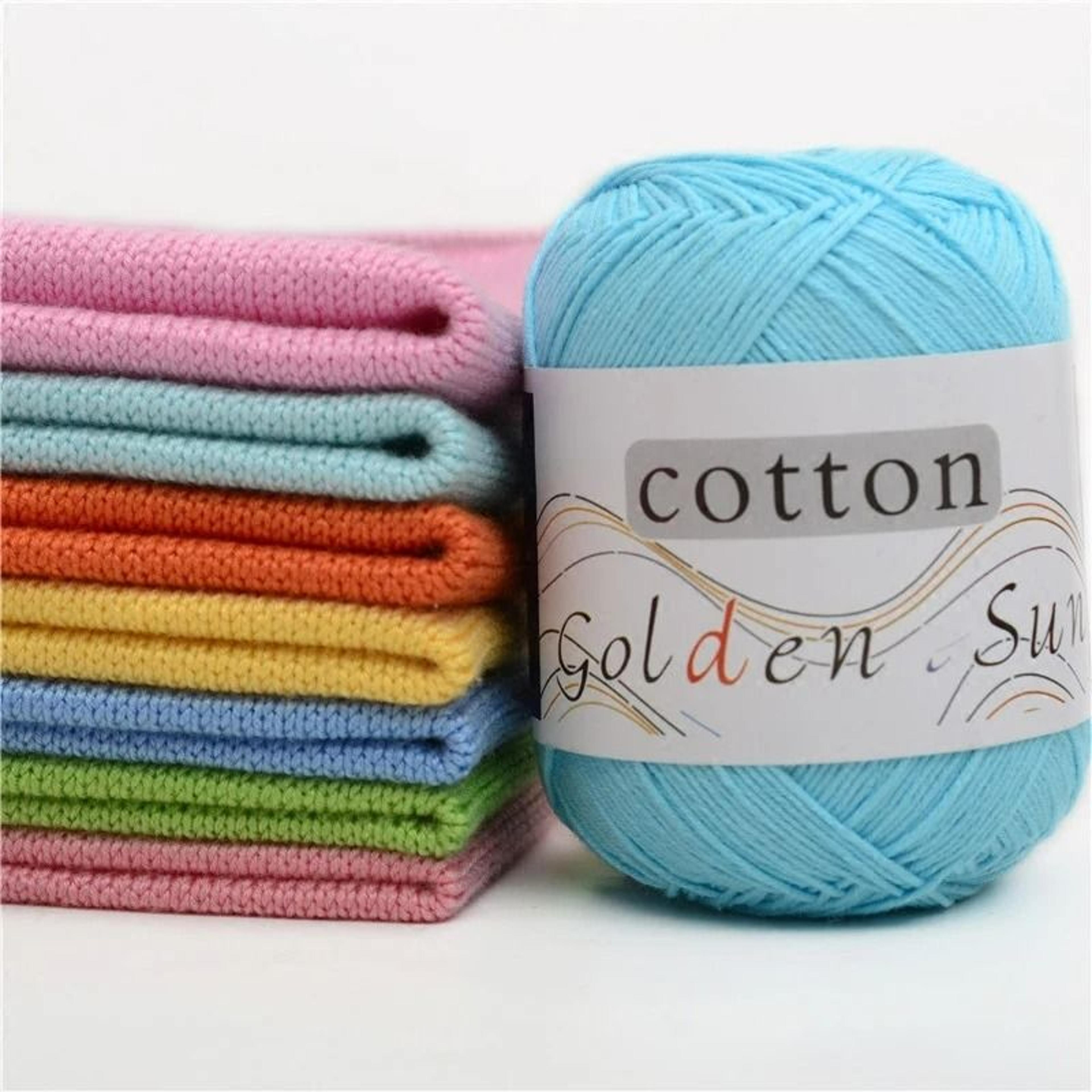 0.11 lb 100% cotton 8-ply worsted hand-knitting yarn (218 yards)