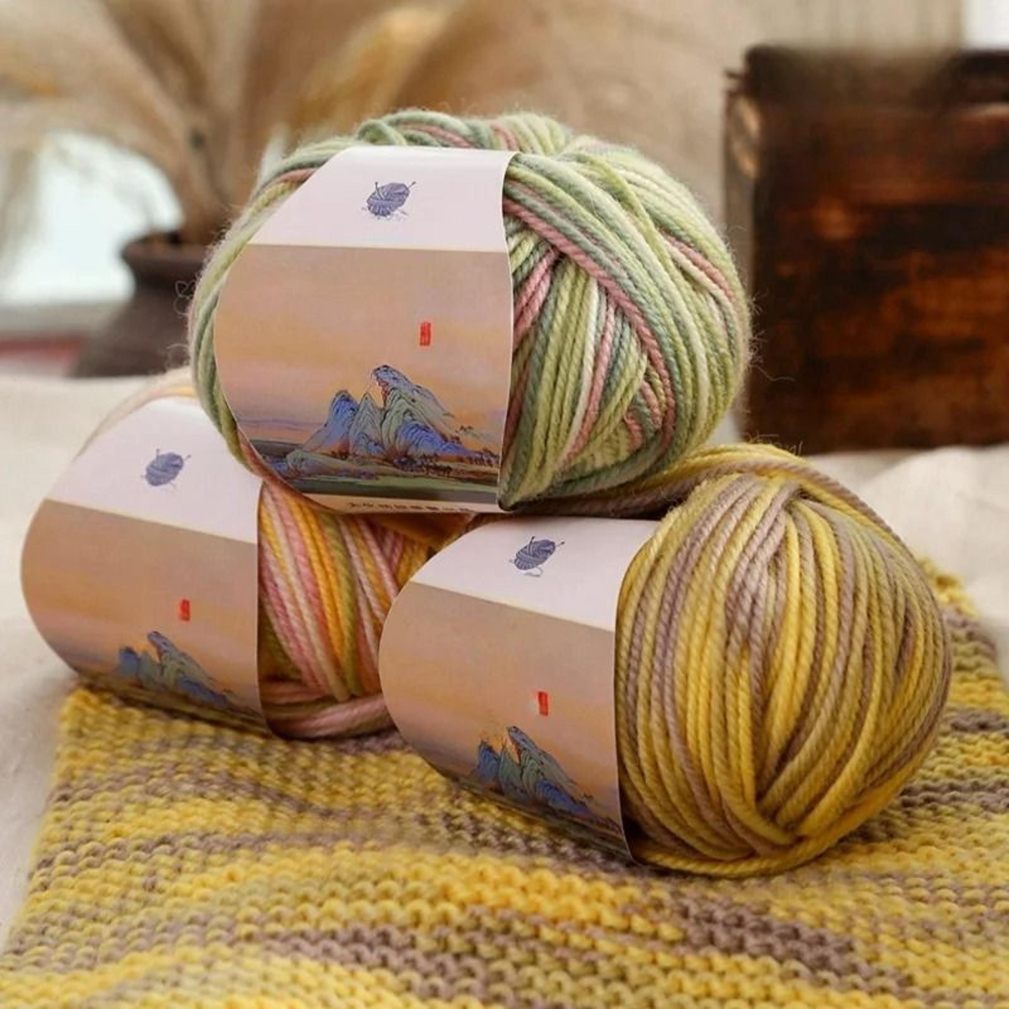0.66 lb gradient dyed wool yarn set (6 pieces)
