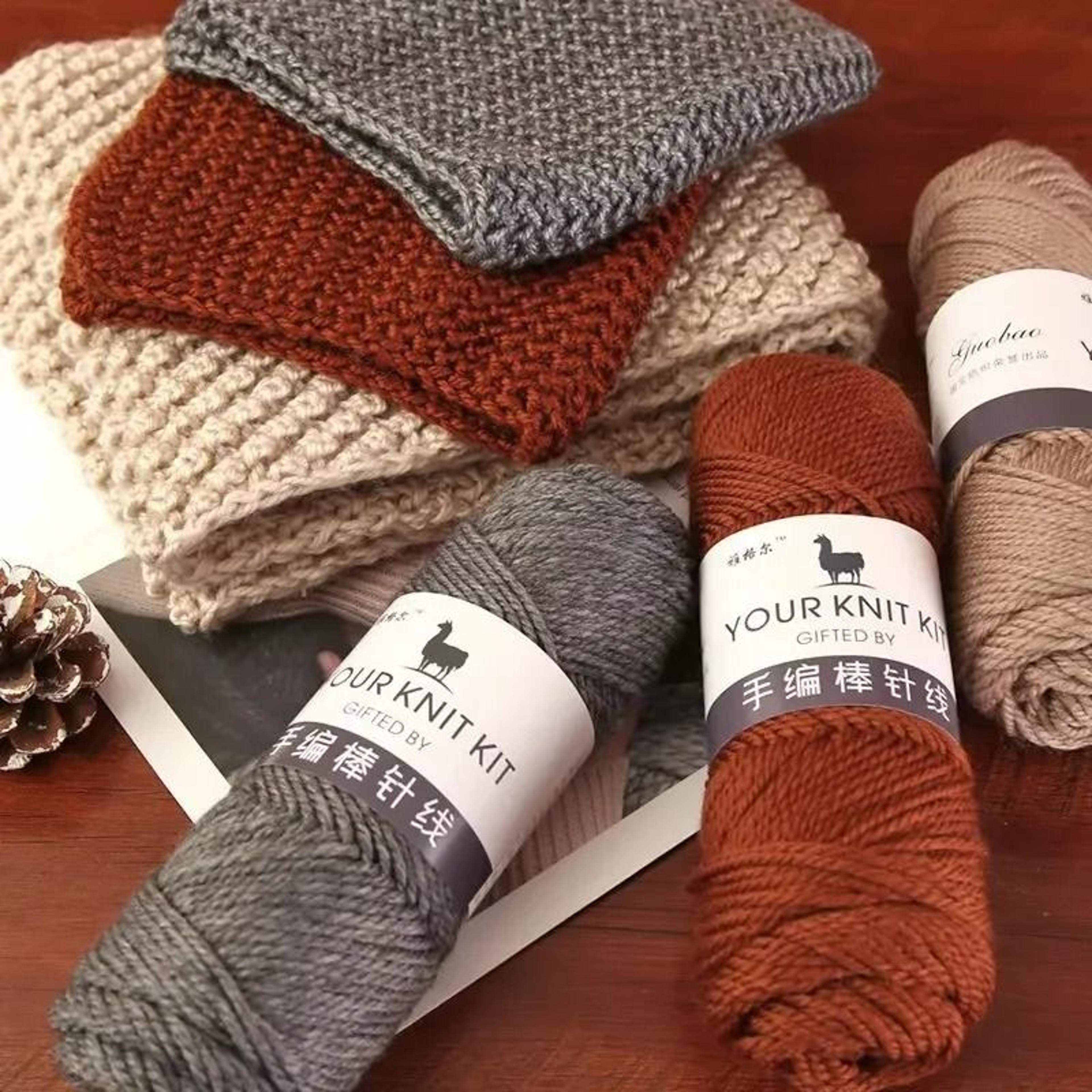 0.22 lb romantic medium-thick alpaca wool yarn