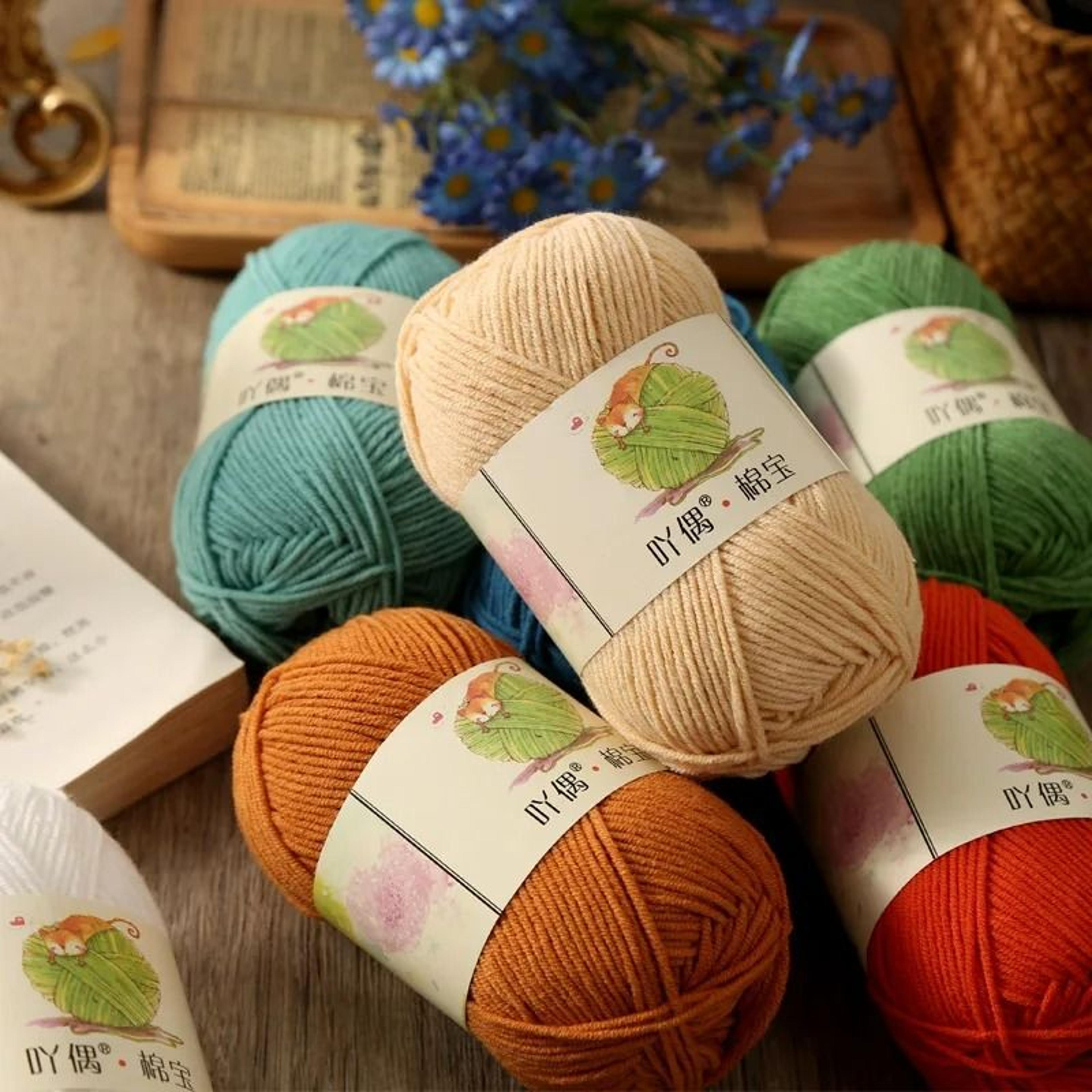 0.11 lb 4-ply combed milk cotton crochet yarn
