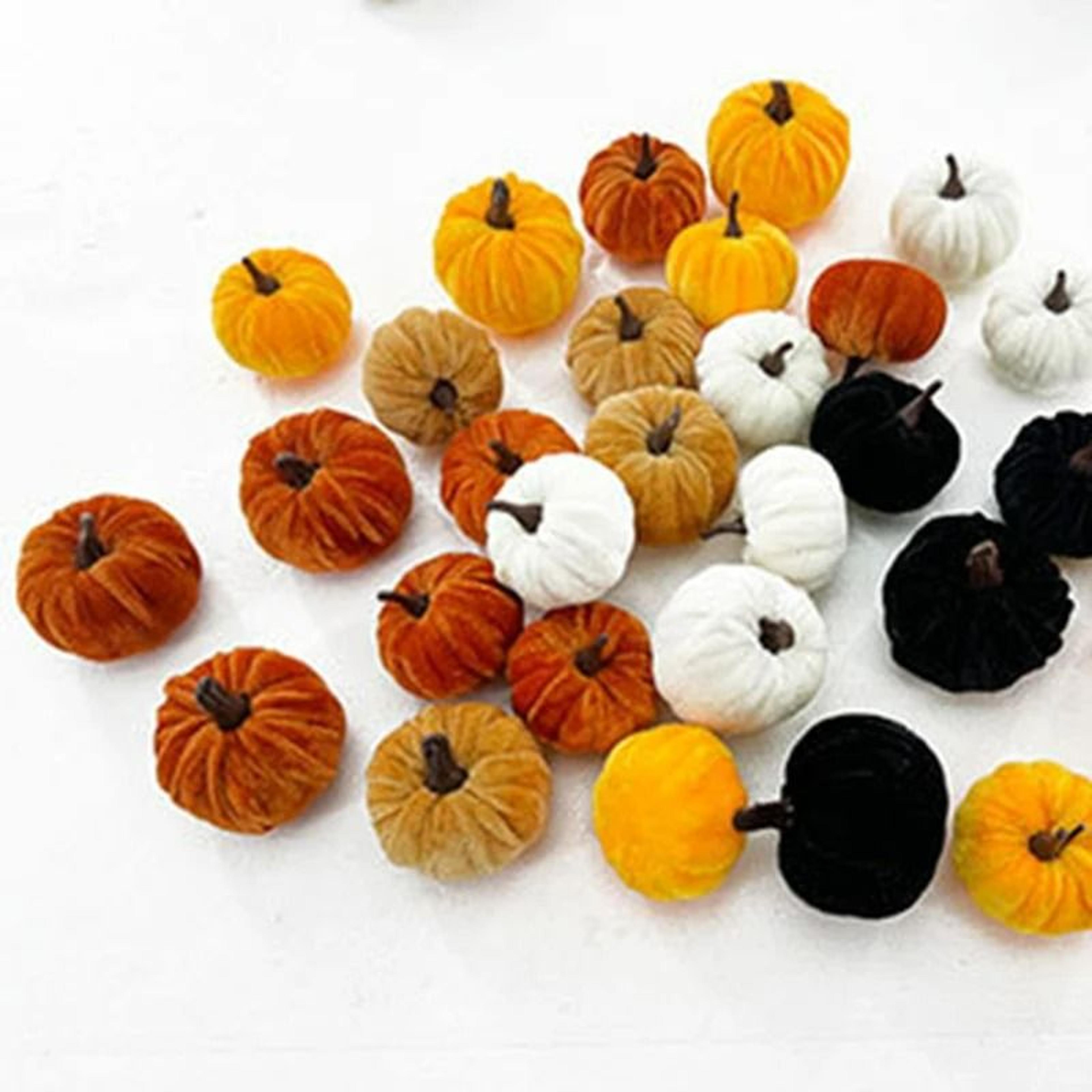 5pcs mini artificial foam pumpkin set