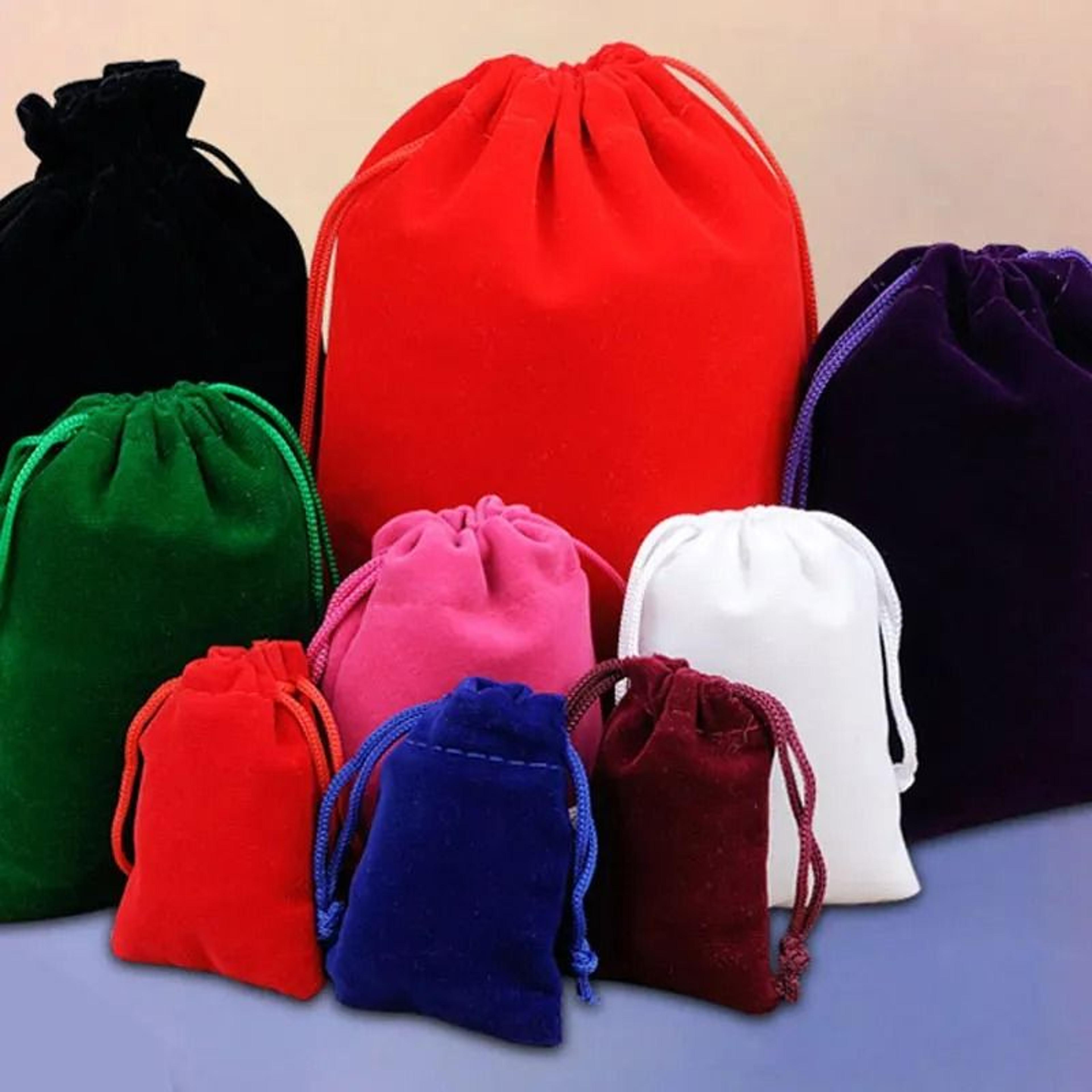 2-piece velvet drawstring jewelry pouches