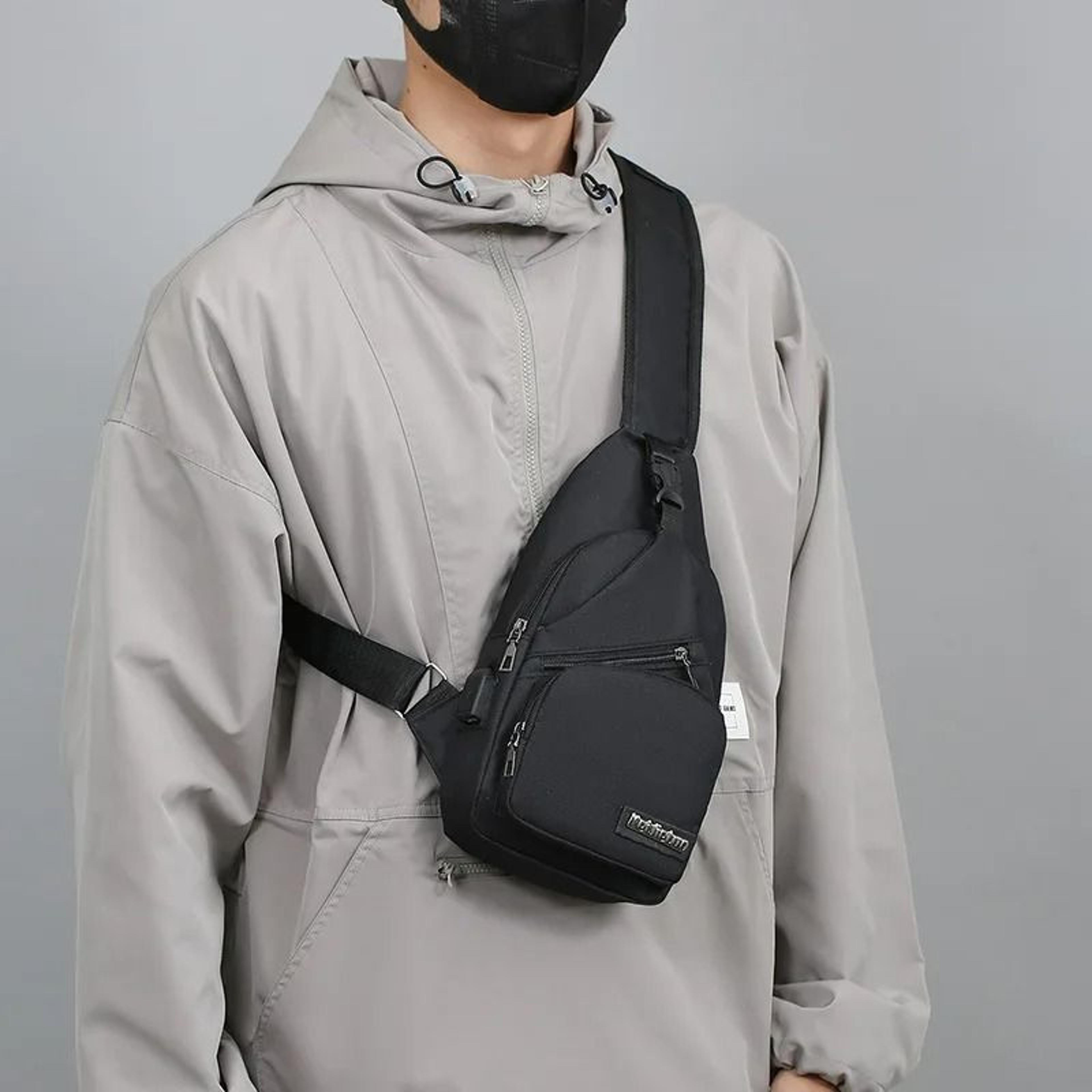 men's lightweight canvas crossbody chest bag