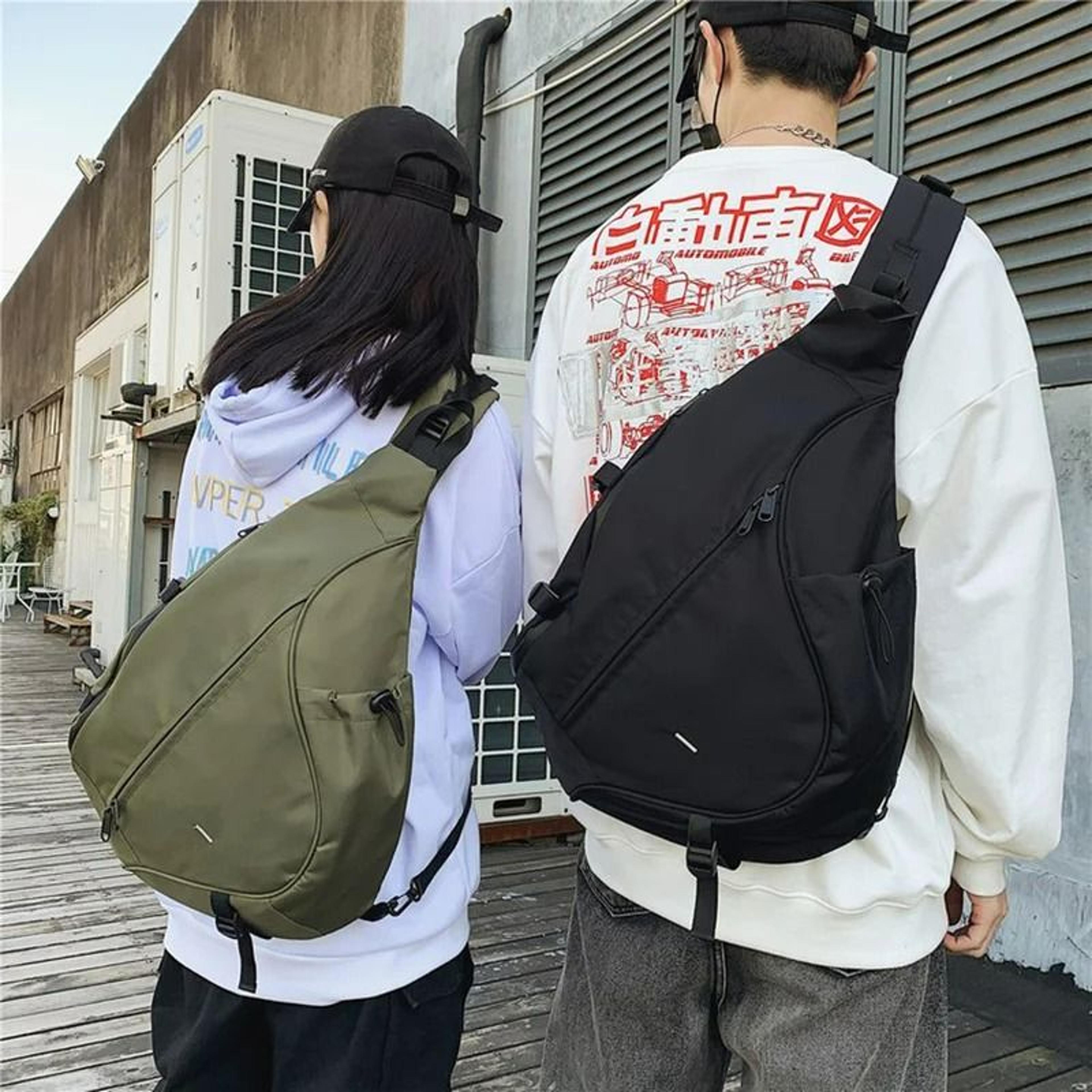 men's large-capacity nylon hip-hop chest bag