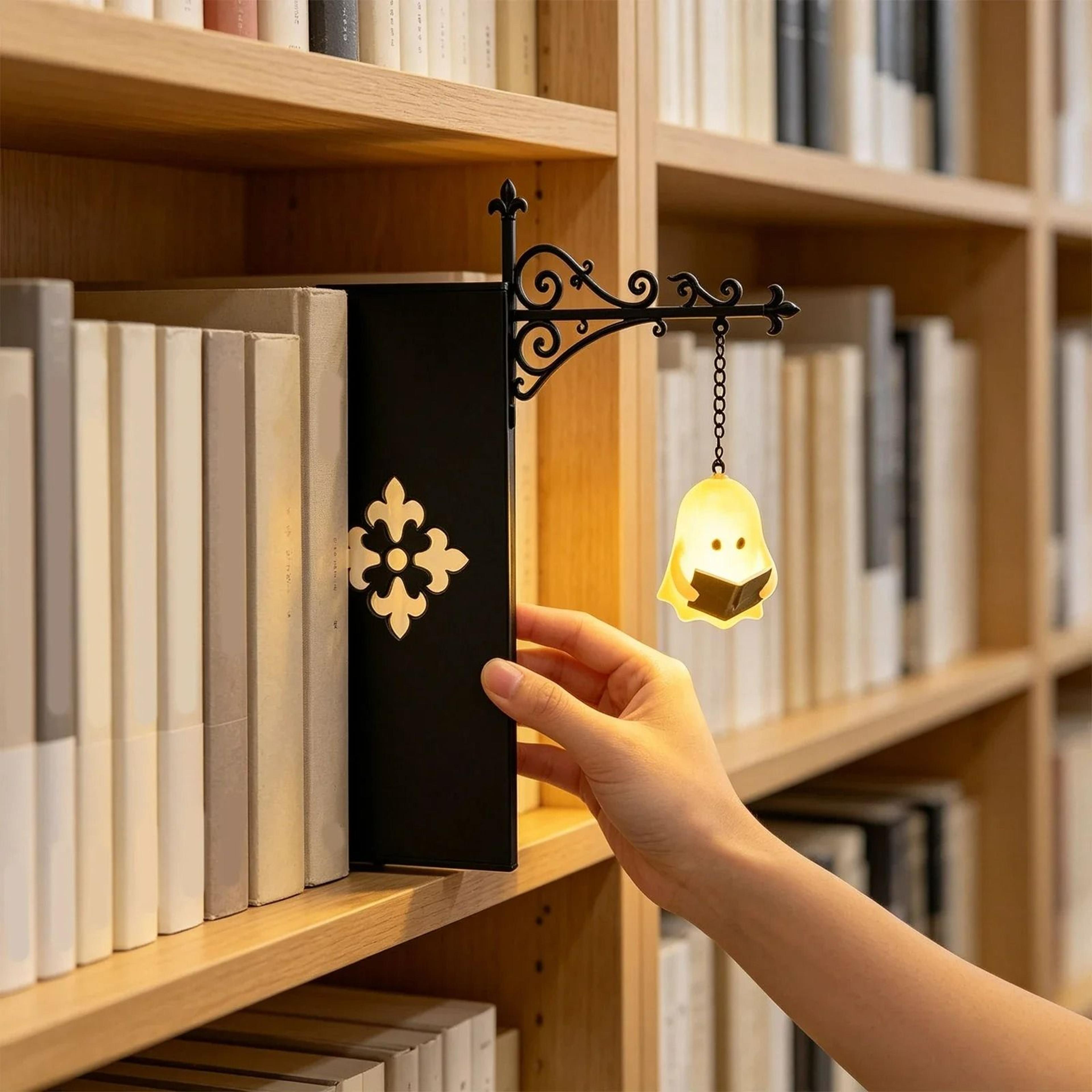 halloween vintage warm light bookend lamp