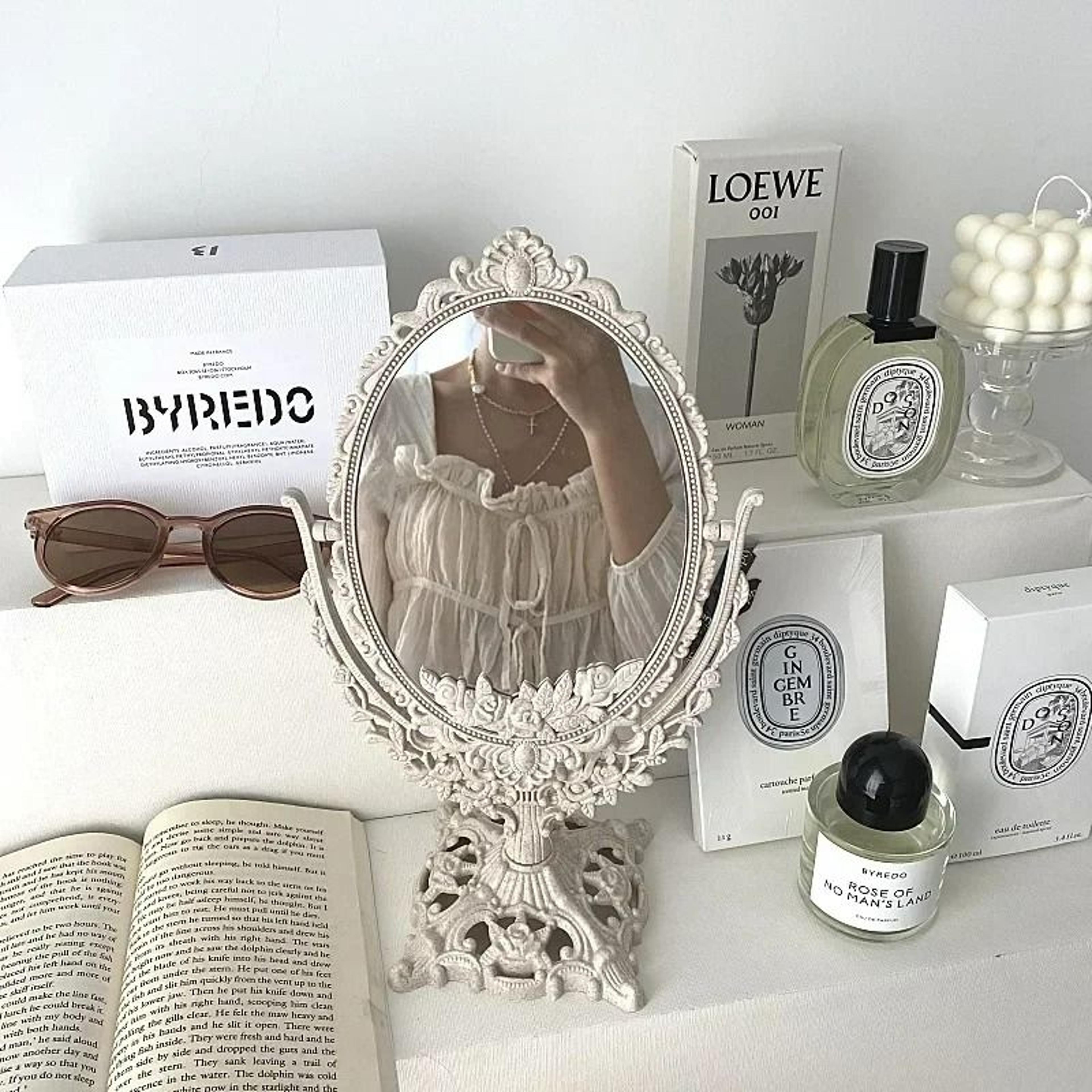 vintage european-style oval desktop vanity mirror
