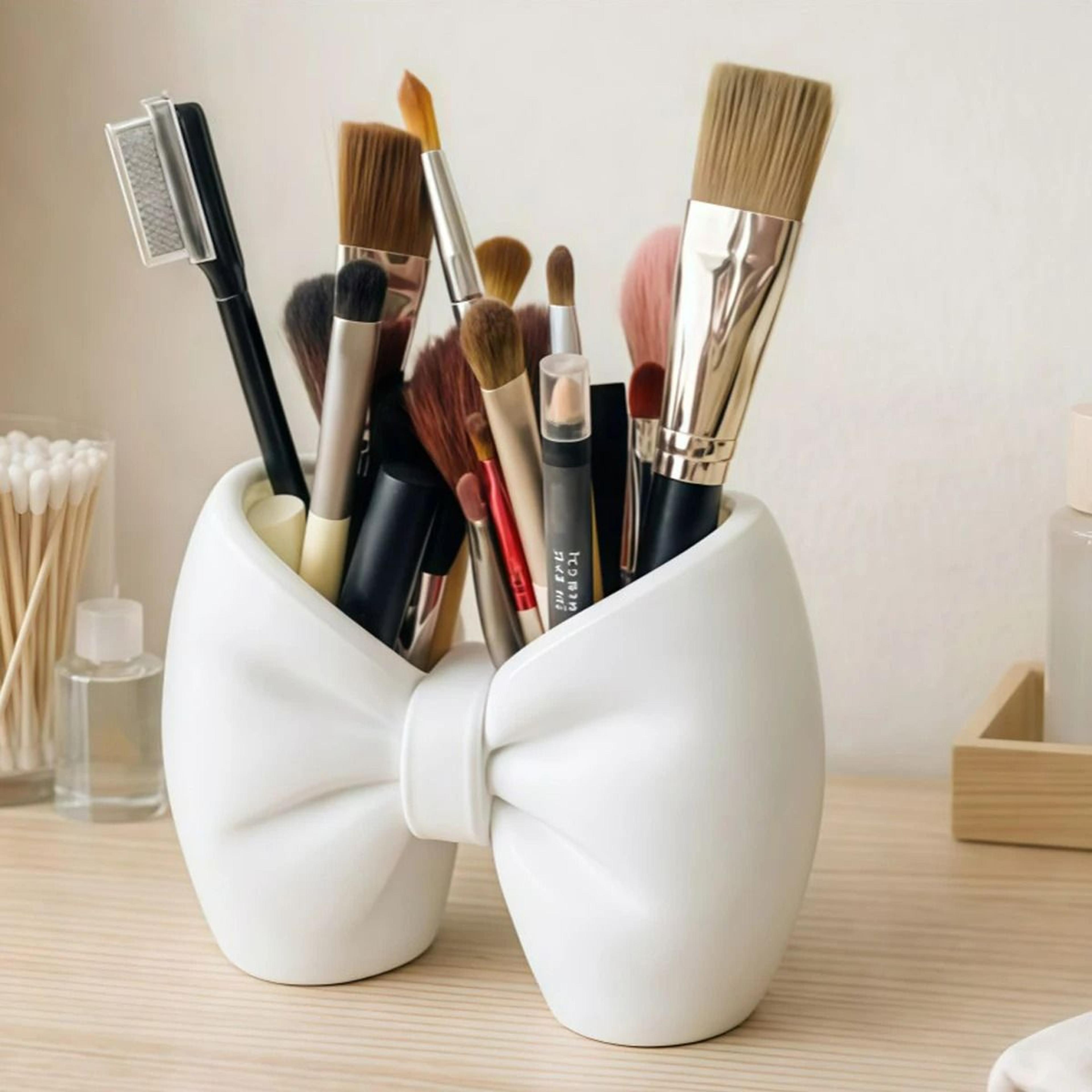 cute bow-shaped toothbrush and pen stand display holder