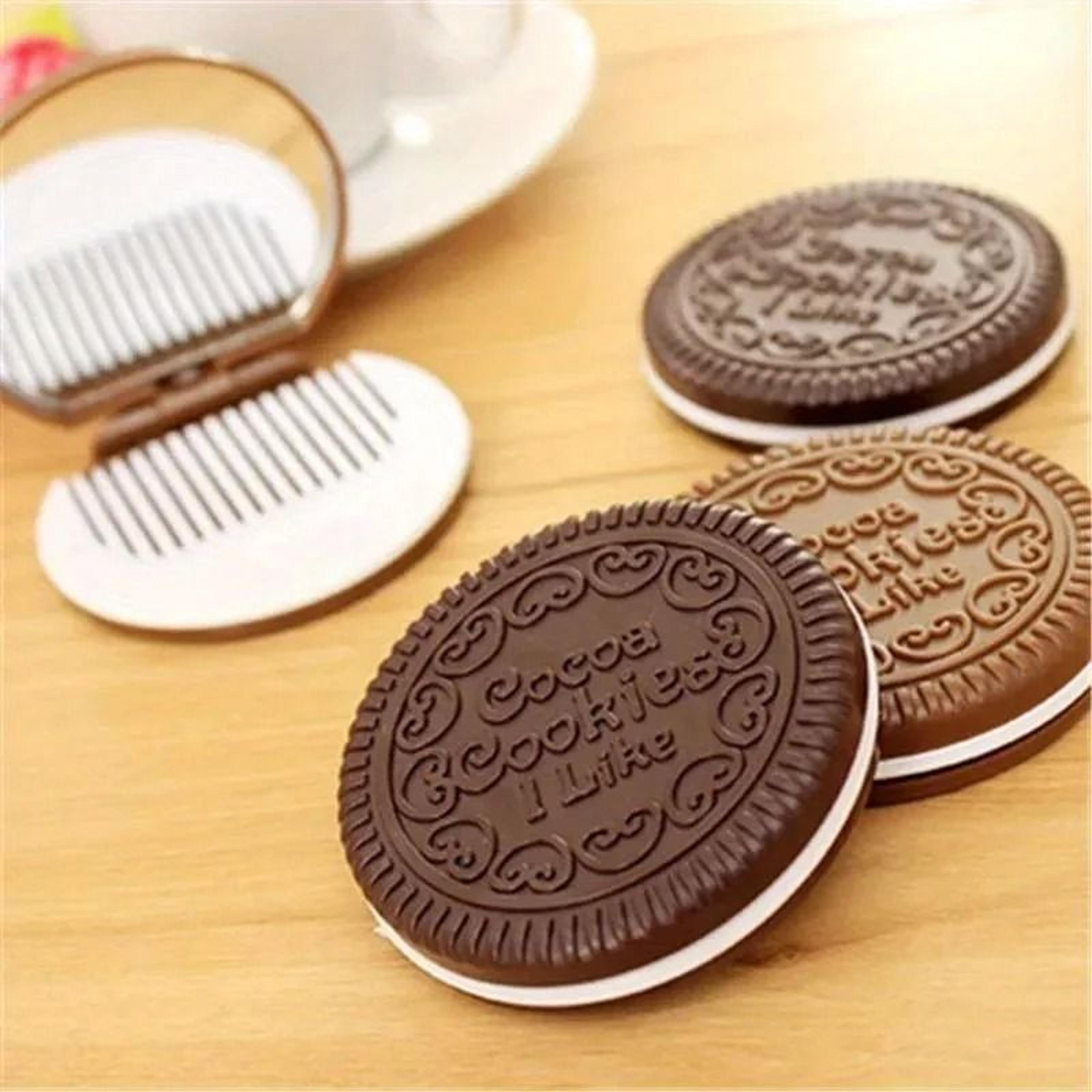 chocolate biscuit folding makeup mirror with mini comb