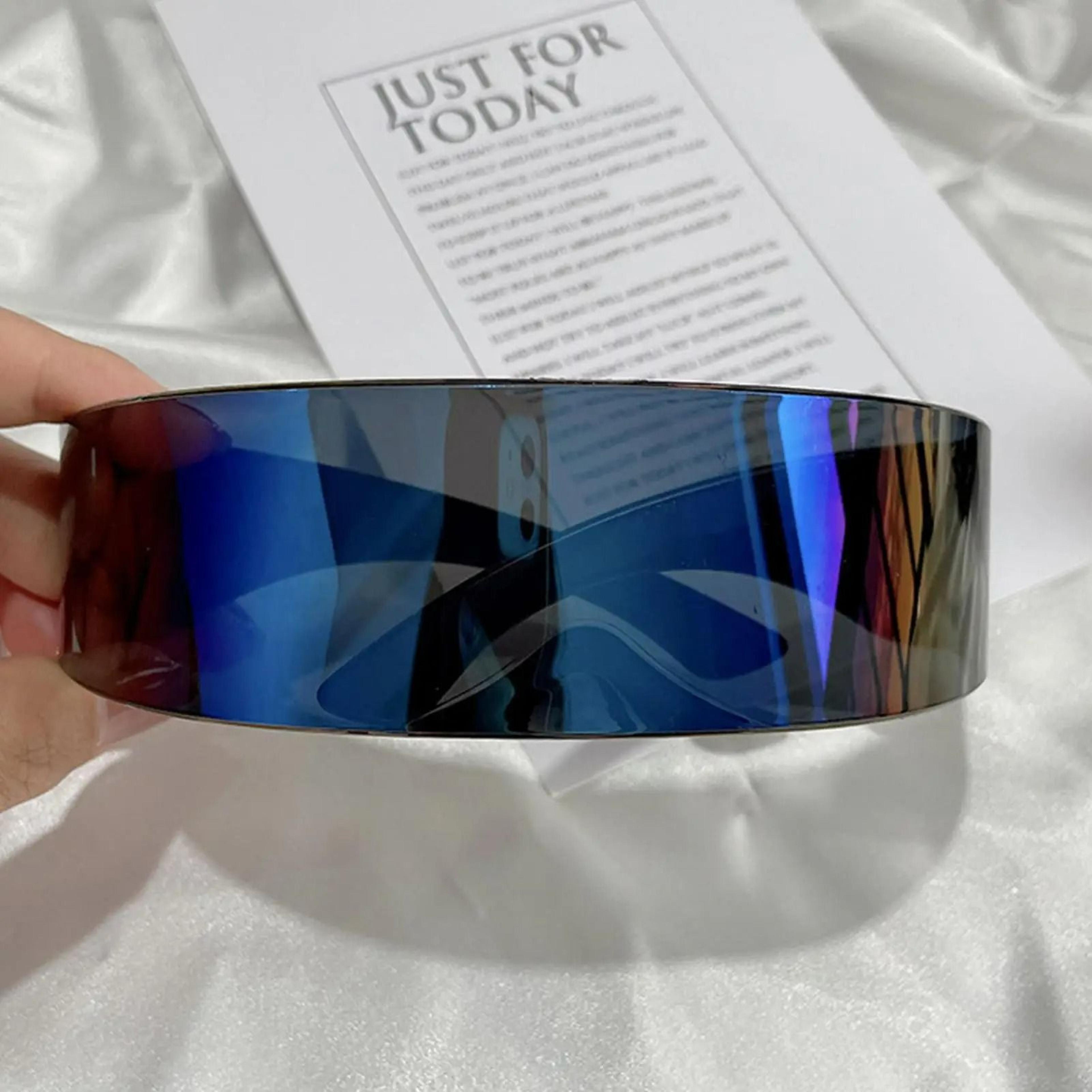 decorative futuristic cyclops cyber visor sunglasses